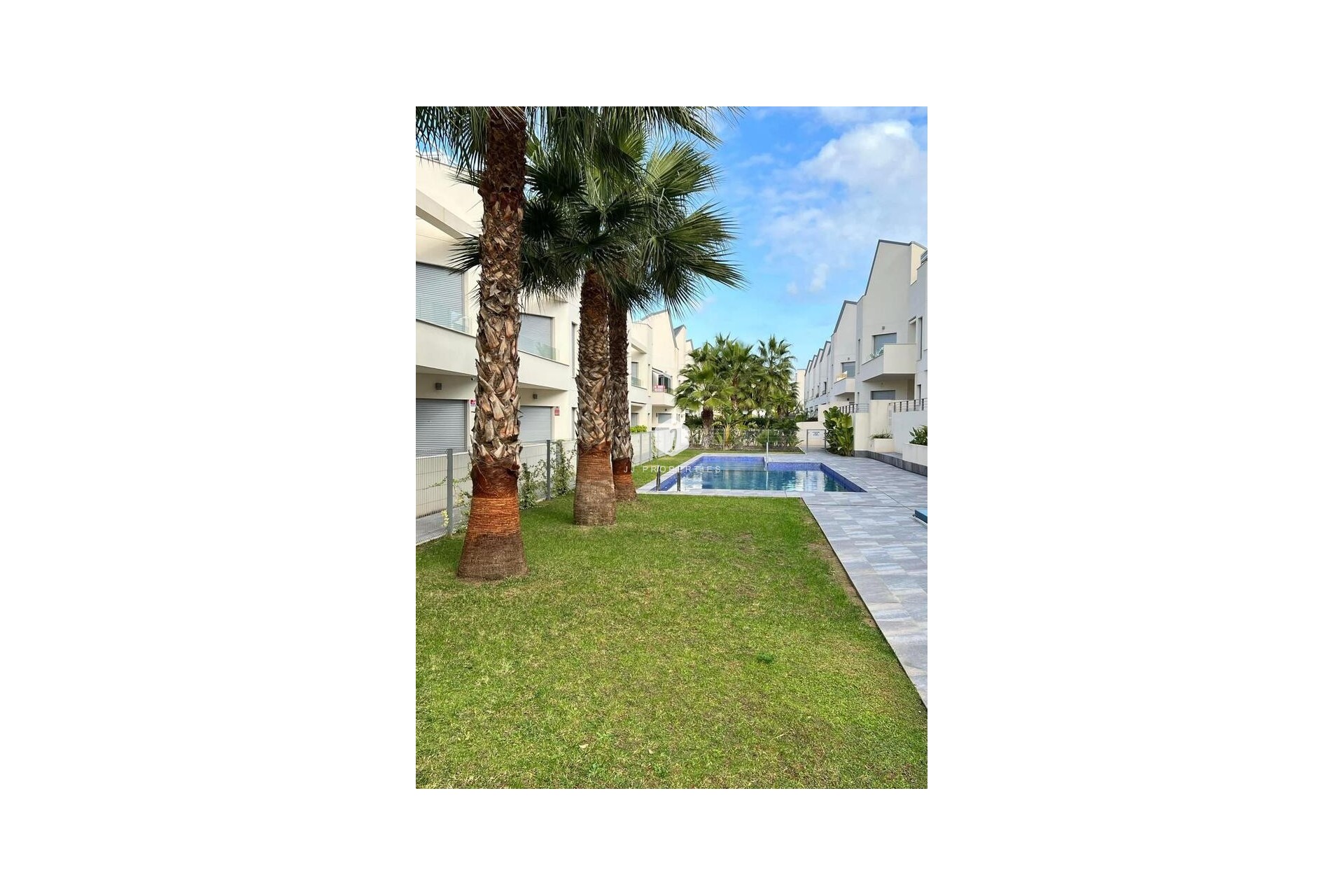 Resale - Apartment / flat -
Torrevieja - Costa Blanca