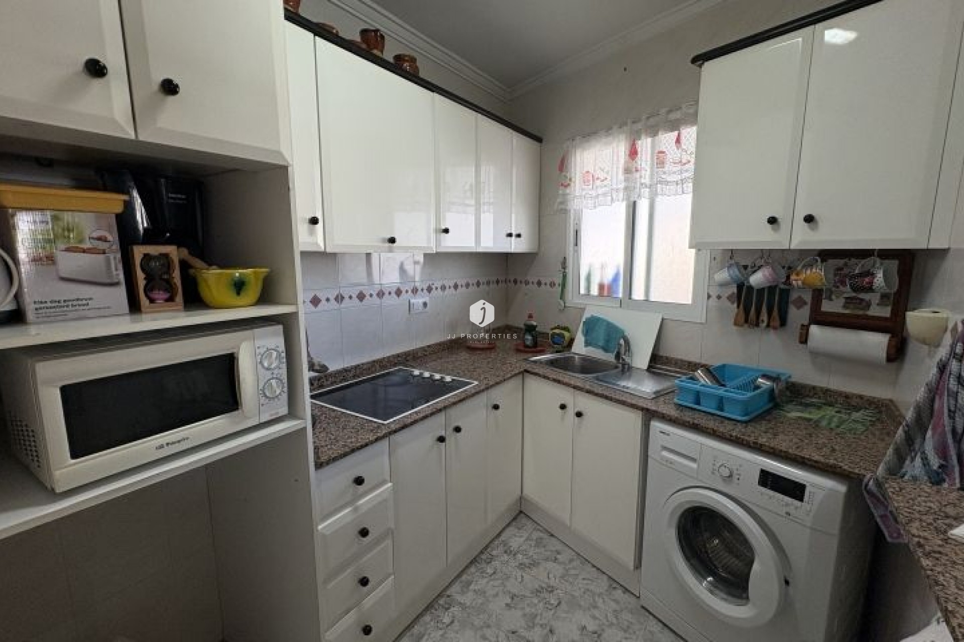 Resale - Apartment / flat -
Torrevieja - Costa Blanca