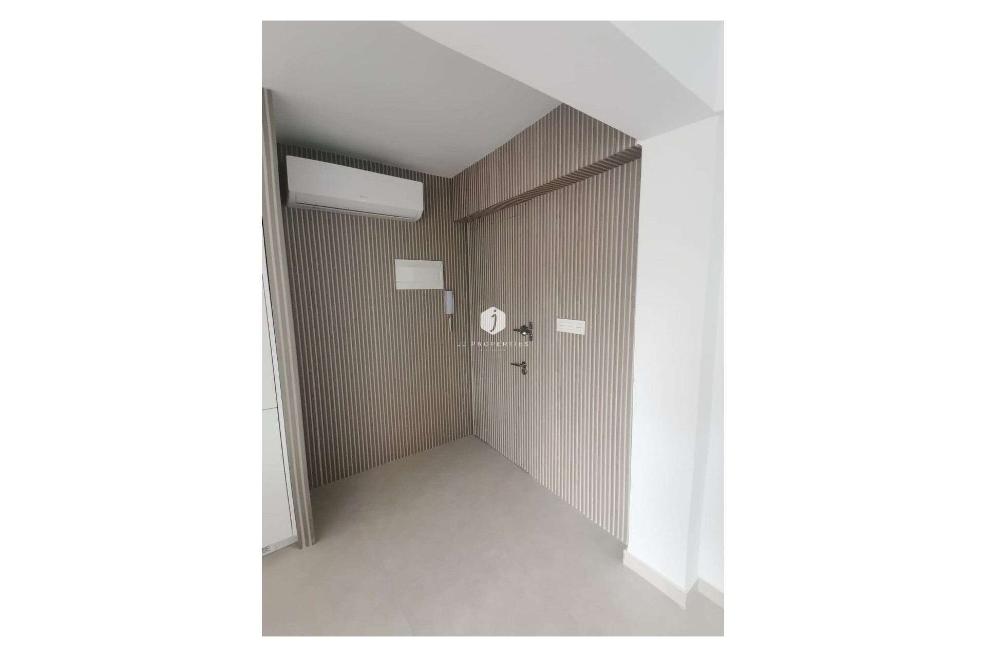 Resale - Apartment / flat -
Torrevieja - Costa Blanca