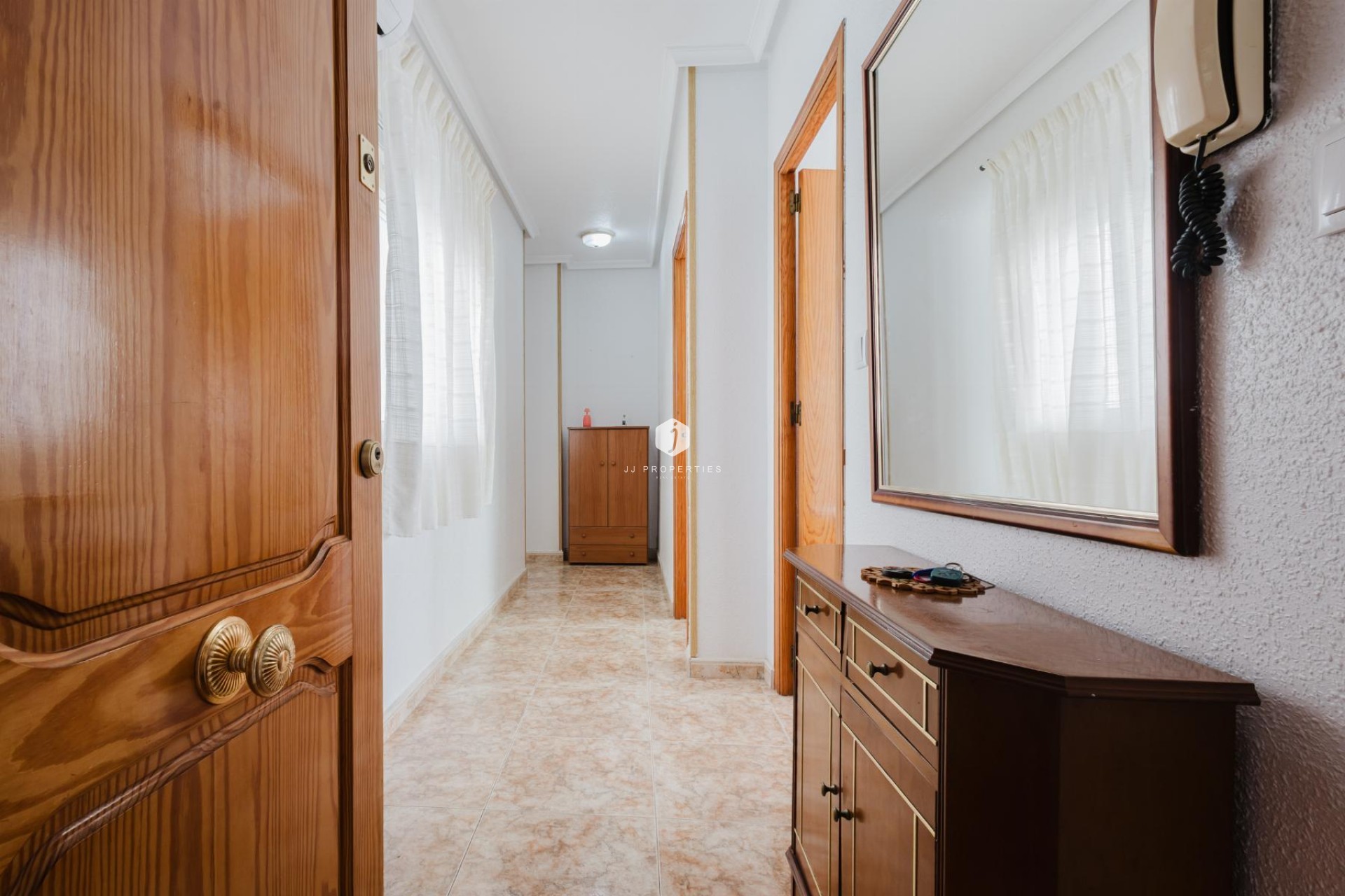 Resale - Apartment / flat -
Torrevieja - Costa Blanca