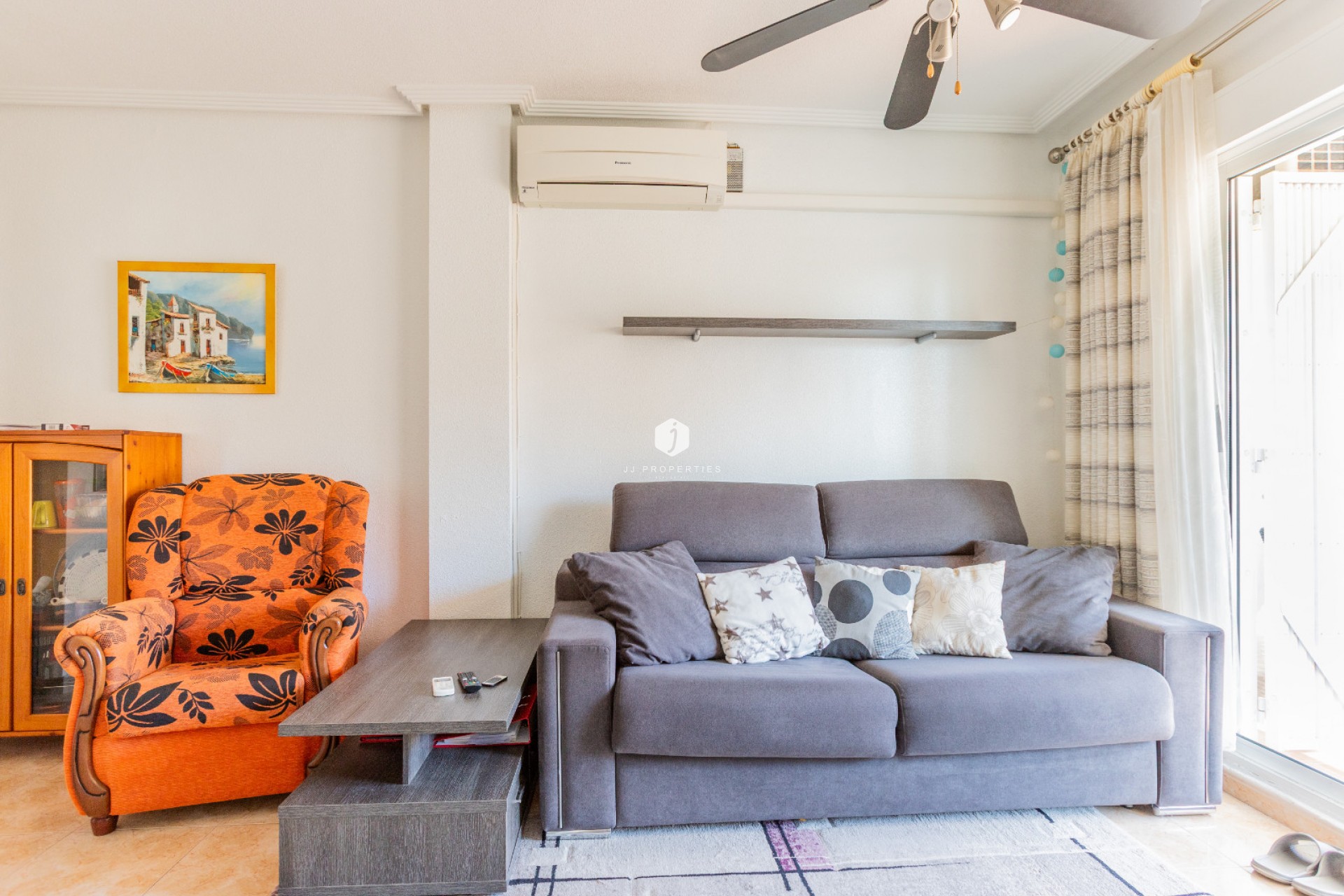 Resale - Apartment / flat -
Torrevieja - Costa Blanca