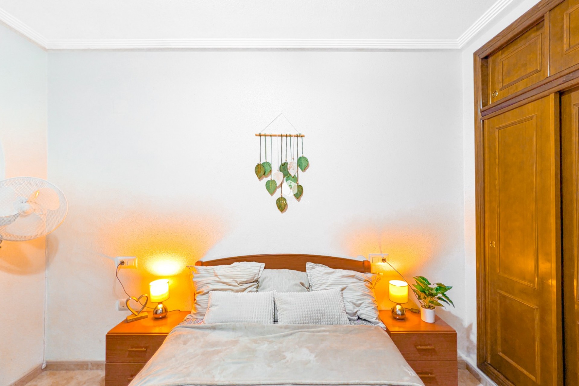 Resale - Apartment / flat -
Torrevieja - Costa Blanca