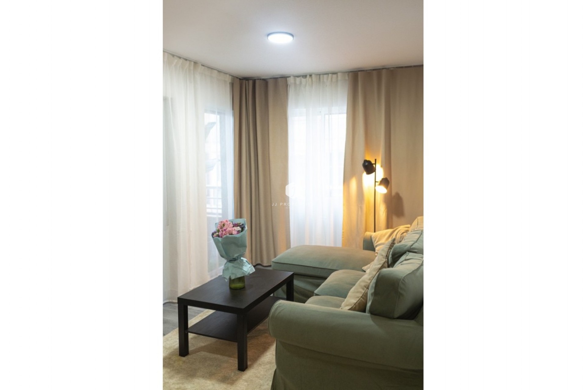 Resale - Apartment / flat -
Torrevieja - Costa Blanca