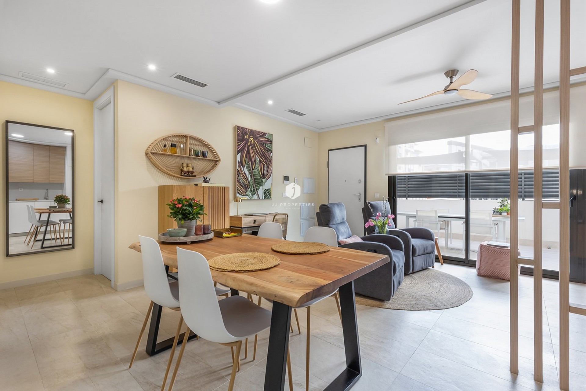 Resale - Apartment / flat -
Torrevieja - Costa Blanca