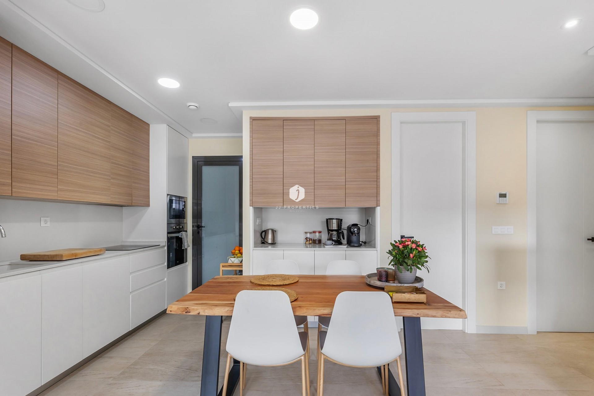 Resale - Apartment / flat -
Torrevieja - Costa Blanca