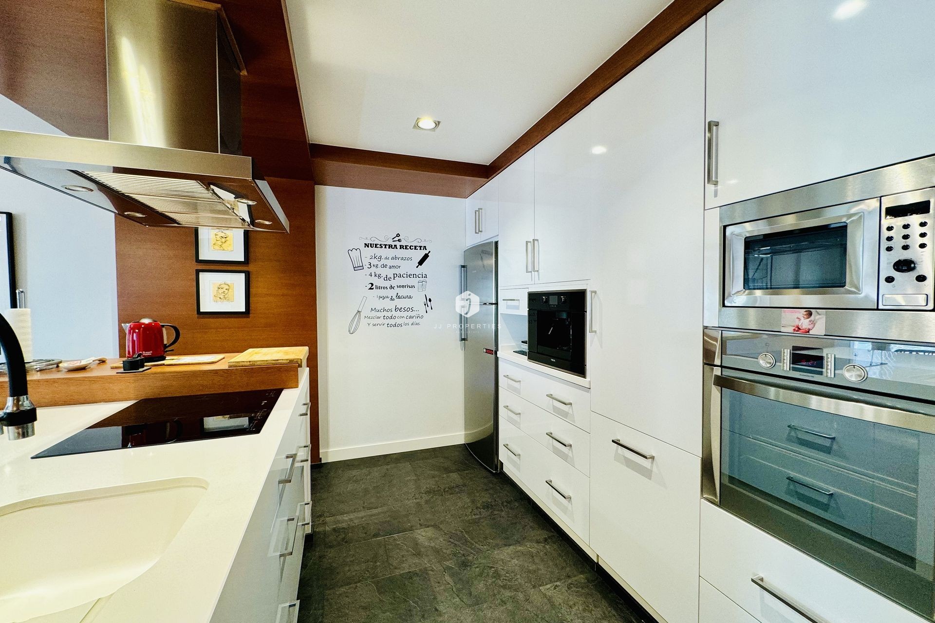 Resale - Apartment / flat -
Torrevieja - Costa Blanca