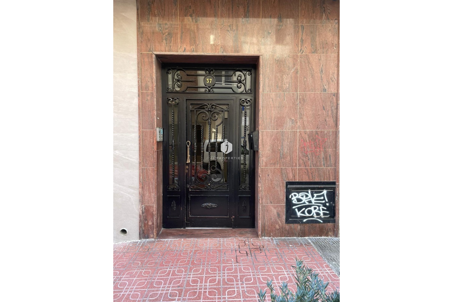 Resale - Apartment / flat -
Torrevieja - Costa Blanca