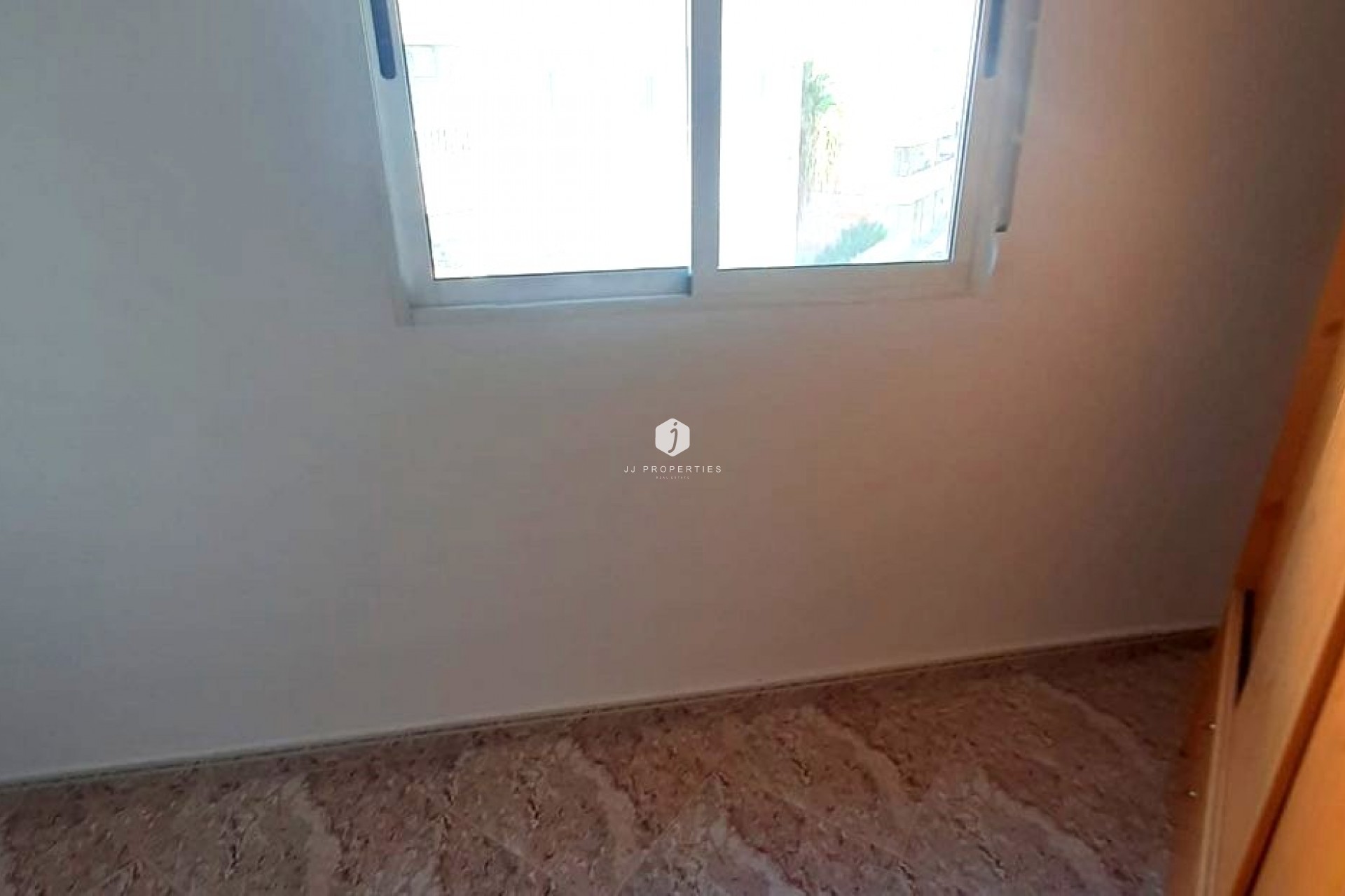 Resale - Apartment / flat -
Torrevieja - Costa Blanca