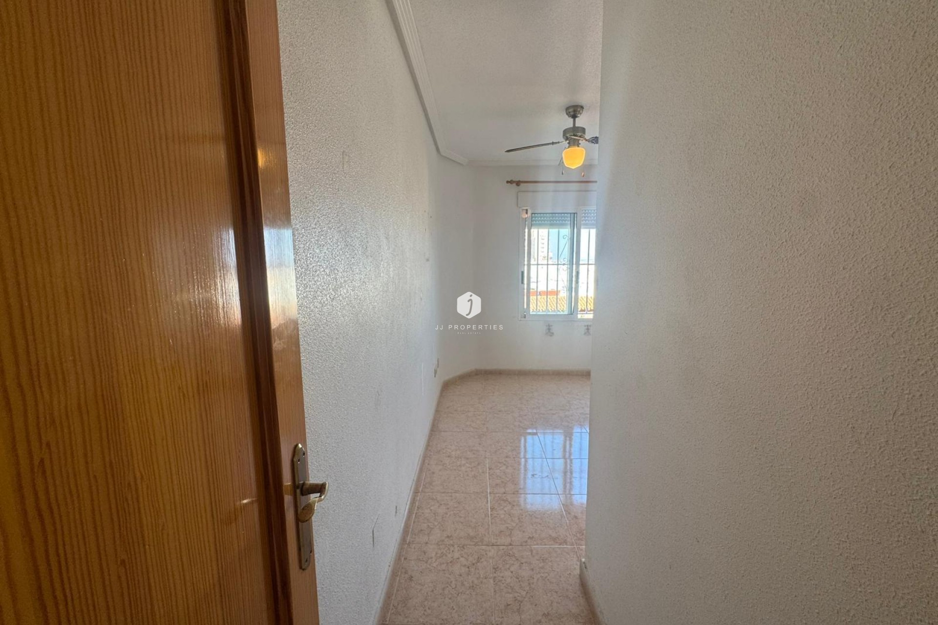 Resale - Apartment / flat -
Torrevieja - Costa Blanca