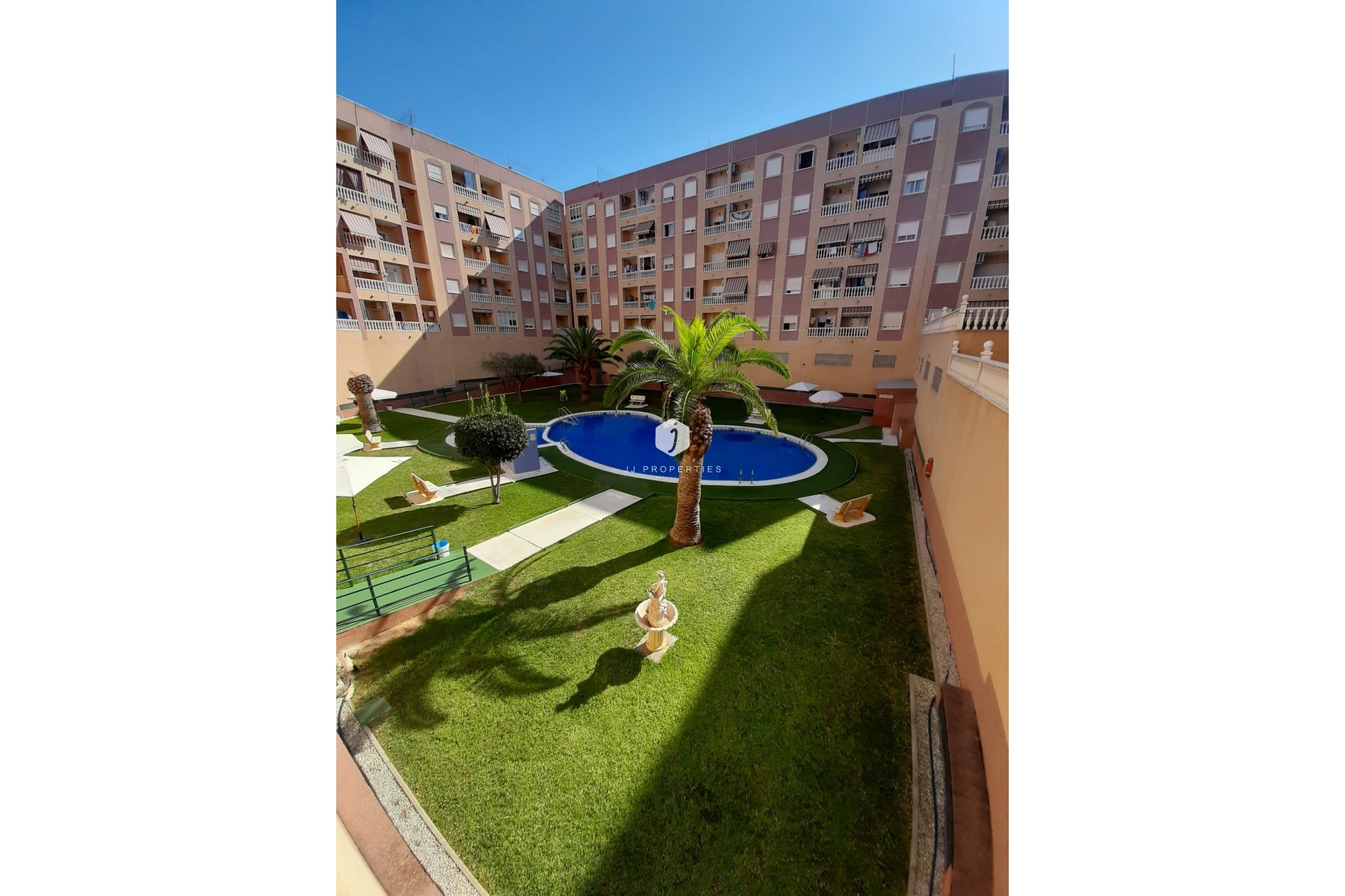 Resale - Apartment / flat -
Torrevieja - Costa Blanca