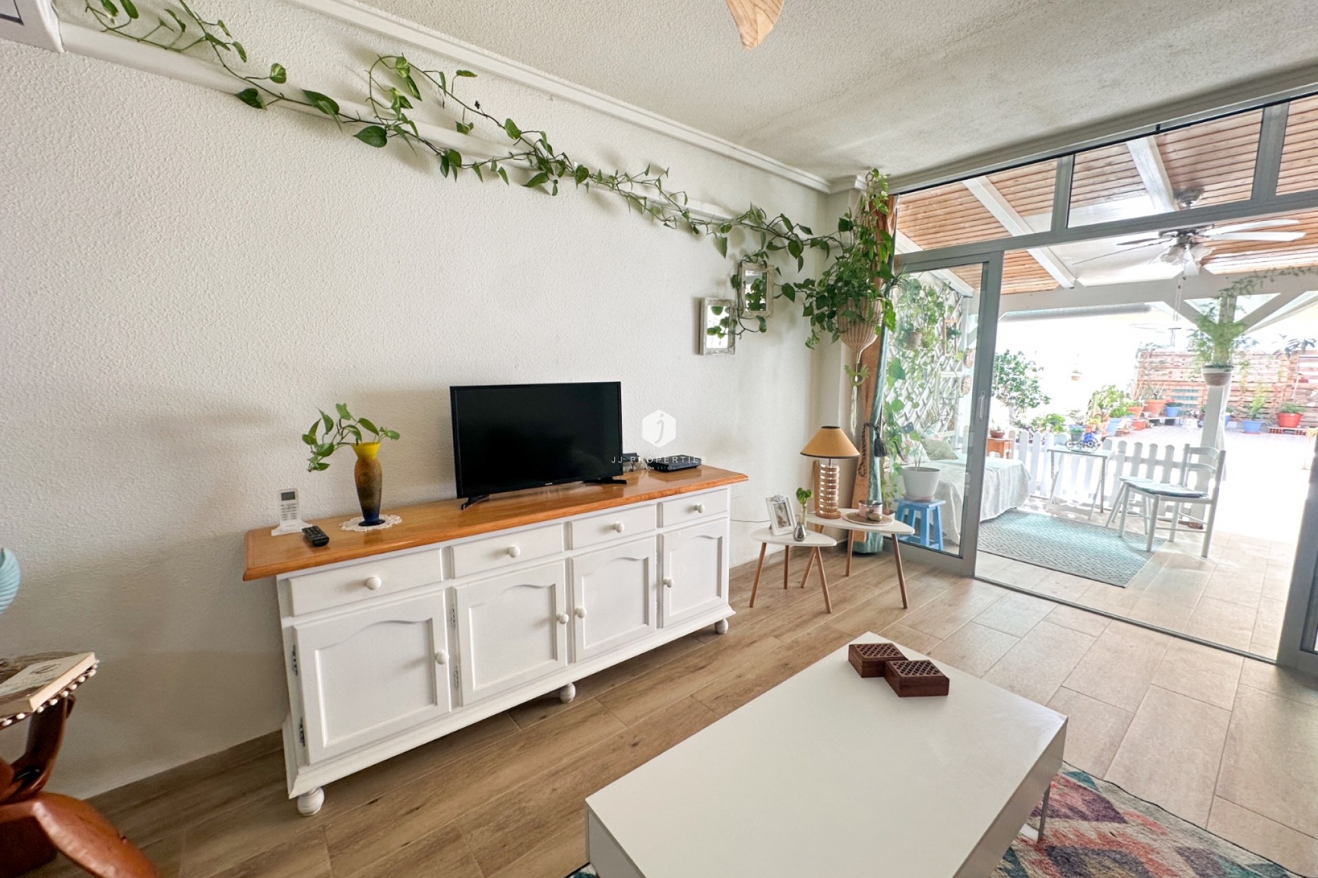 Resale - Apartment / flat -
Torrevieja - Costa Blanca