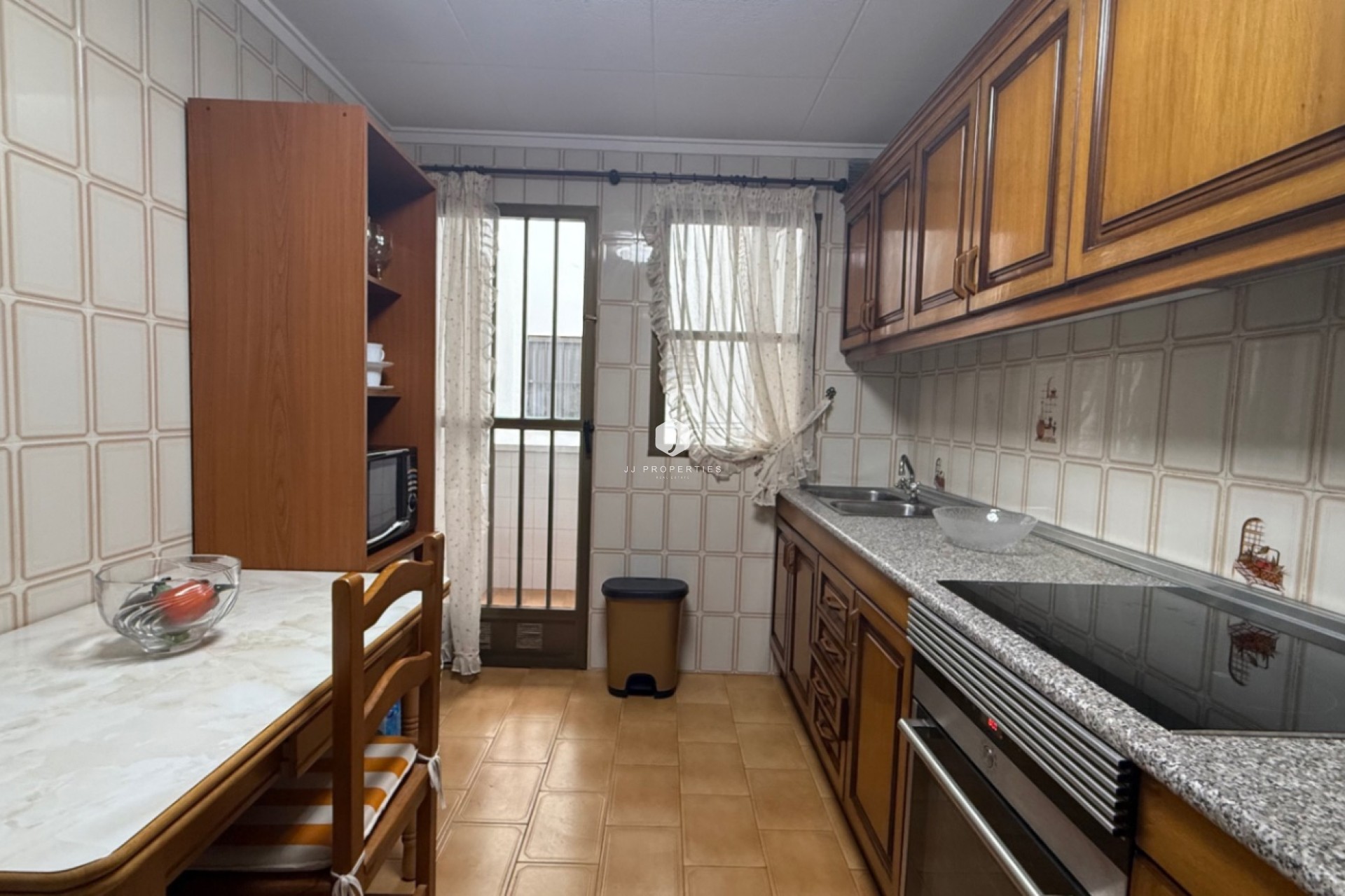 Resale - Apartment / flat -
Torrevieja - Costa Blanca