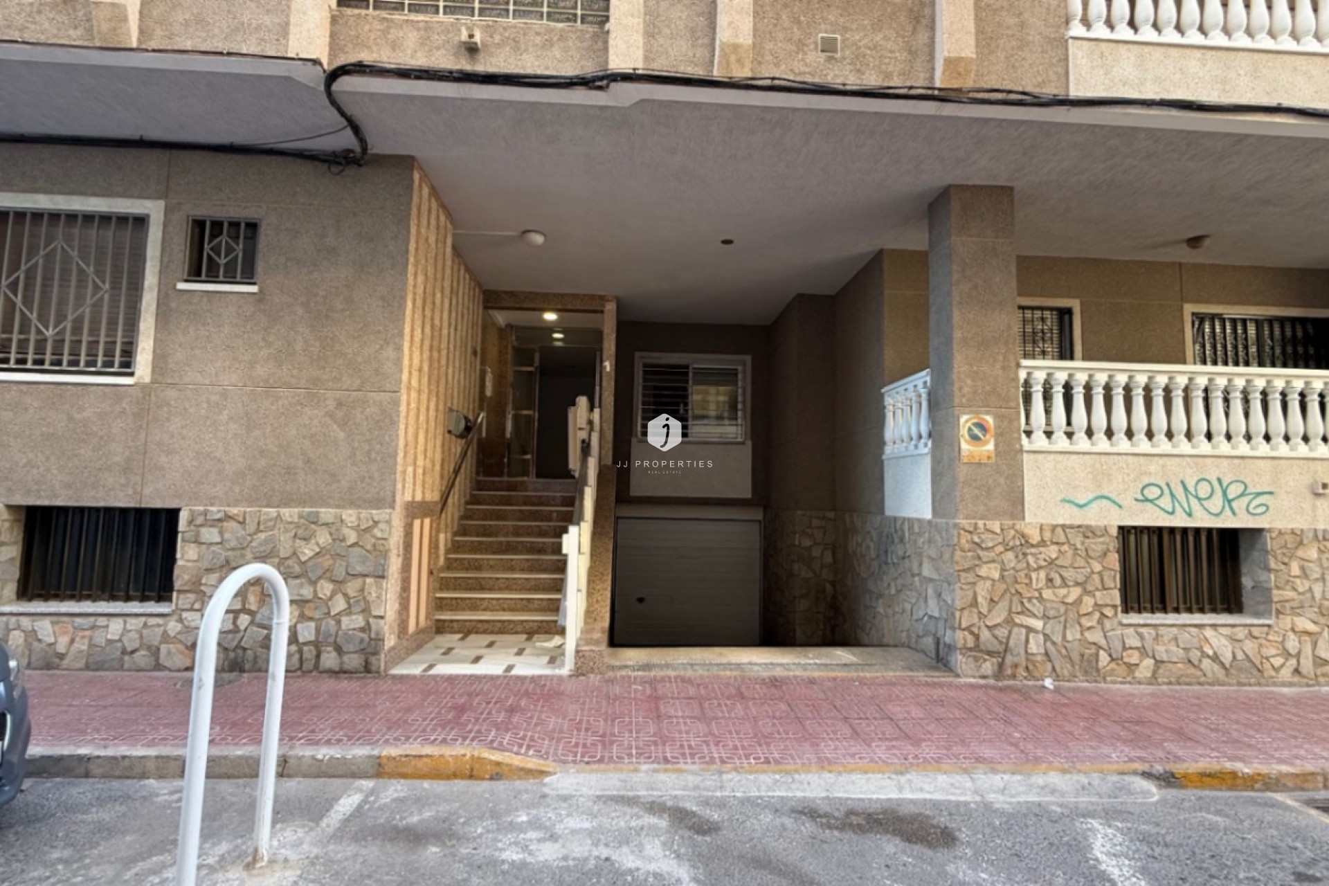Resale - Apartment / flat -
Torrevieja - Costa Blanca