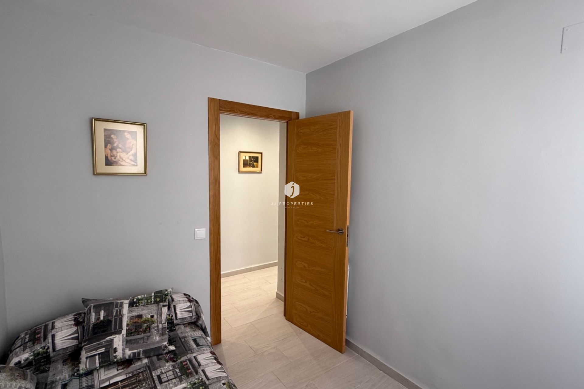 Resale - Apartment / flat -
Torrevieja - Costa Blanca