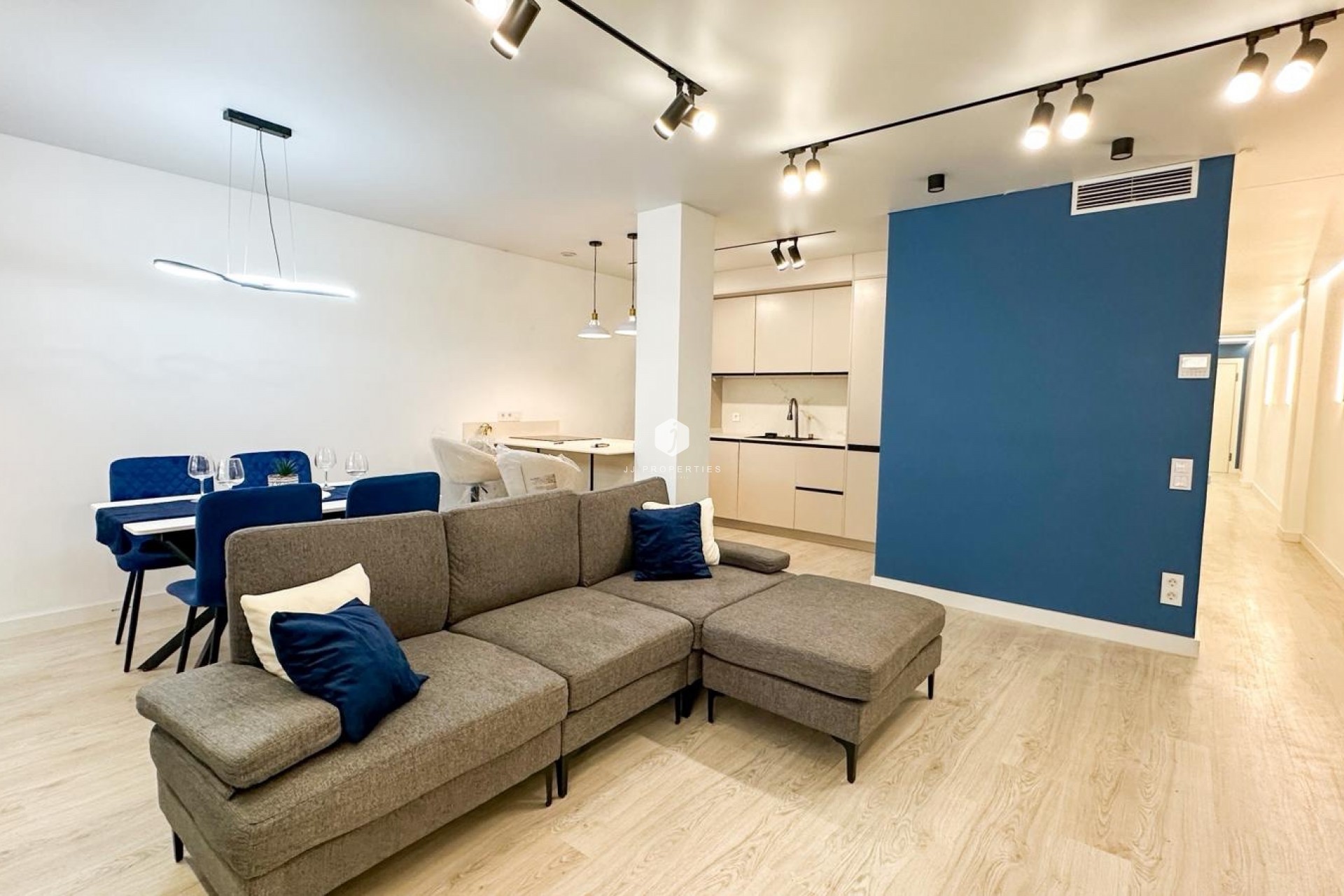 Resale - Apartment / flat -
Torrevieja - Costa Blanca