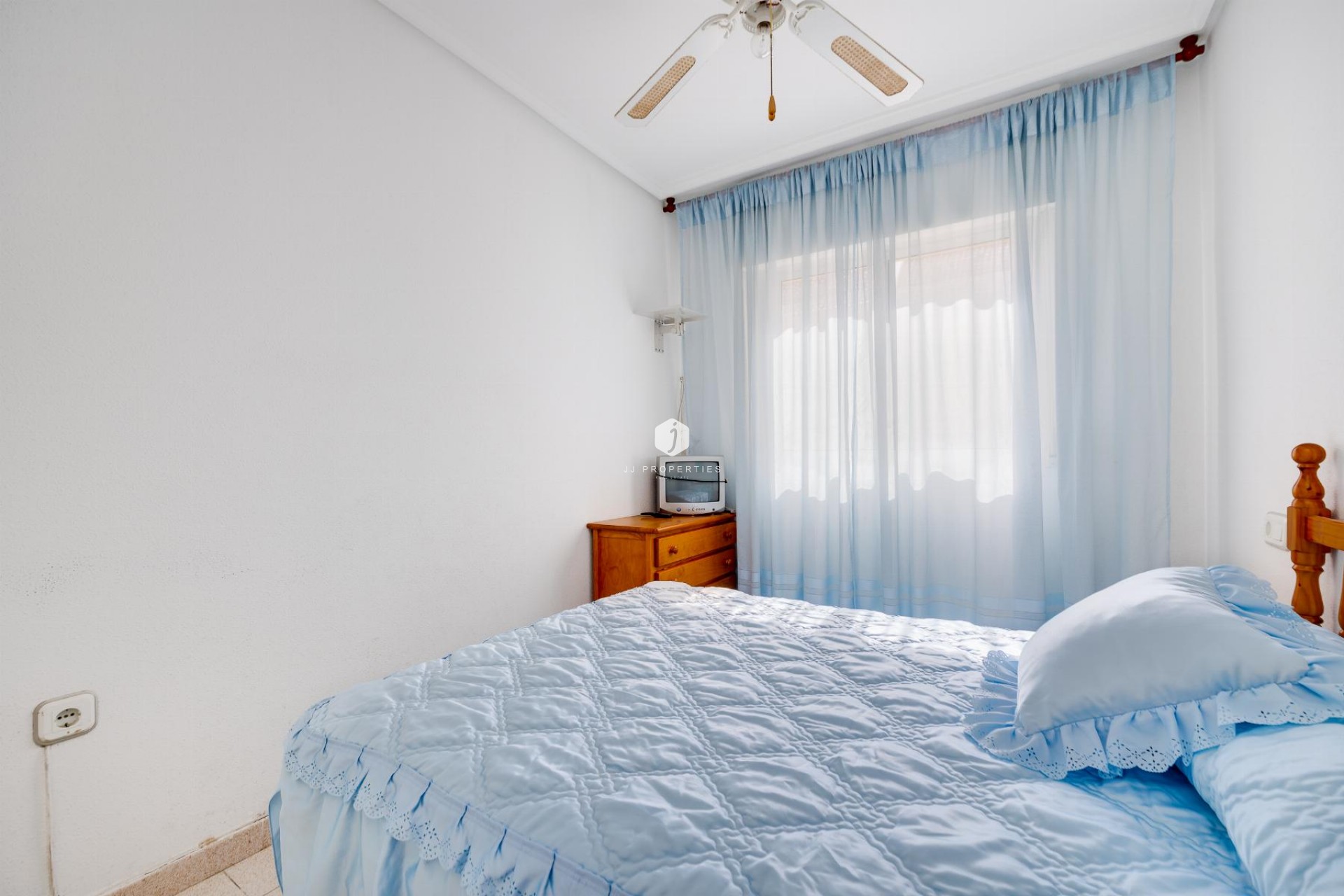 Resale - Apartment / flat -
Torrevieja - Costa Blanca