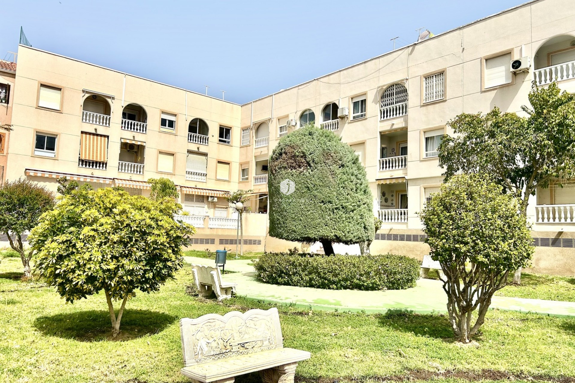 Resale - Apartment / flat -
Torrevieja - Costa Blanca