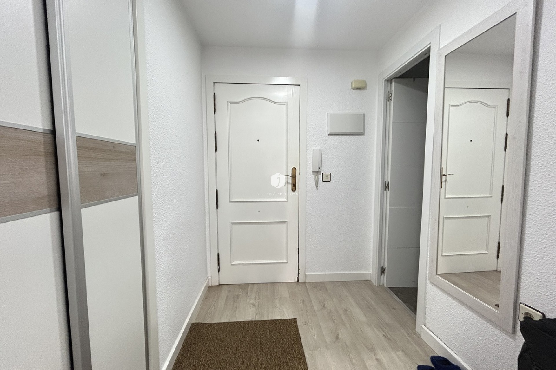 Resale - Apartment / flat -
Torrevieja - Costa Blanca