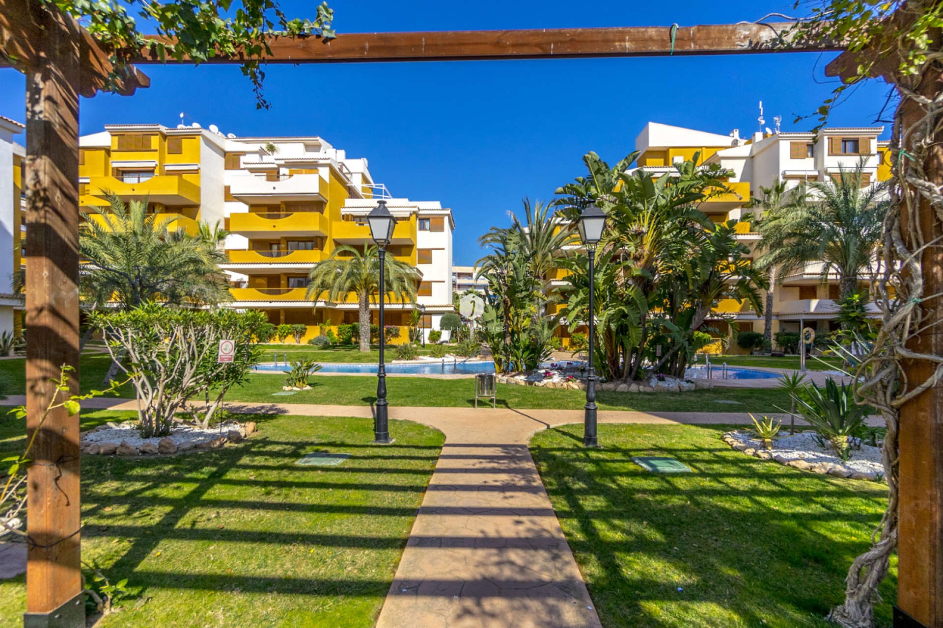Resale - Apartment / flat -
Torrevieja - Costa Blanca