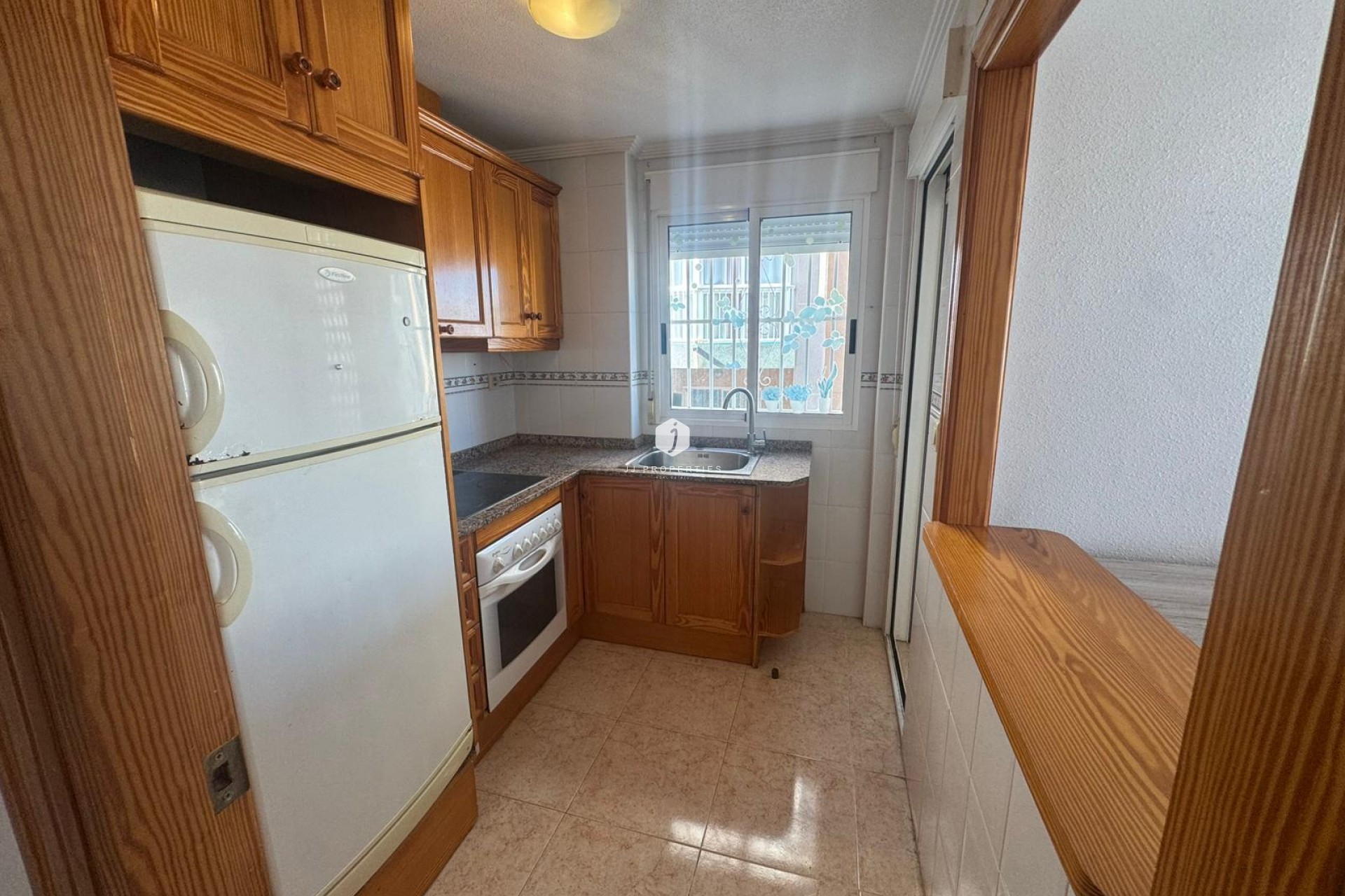 Resale - Apartment / flat -
Torrevieja - Costa Blanca