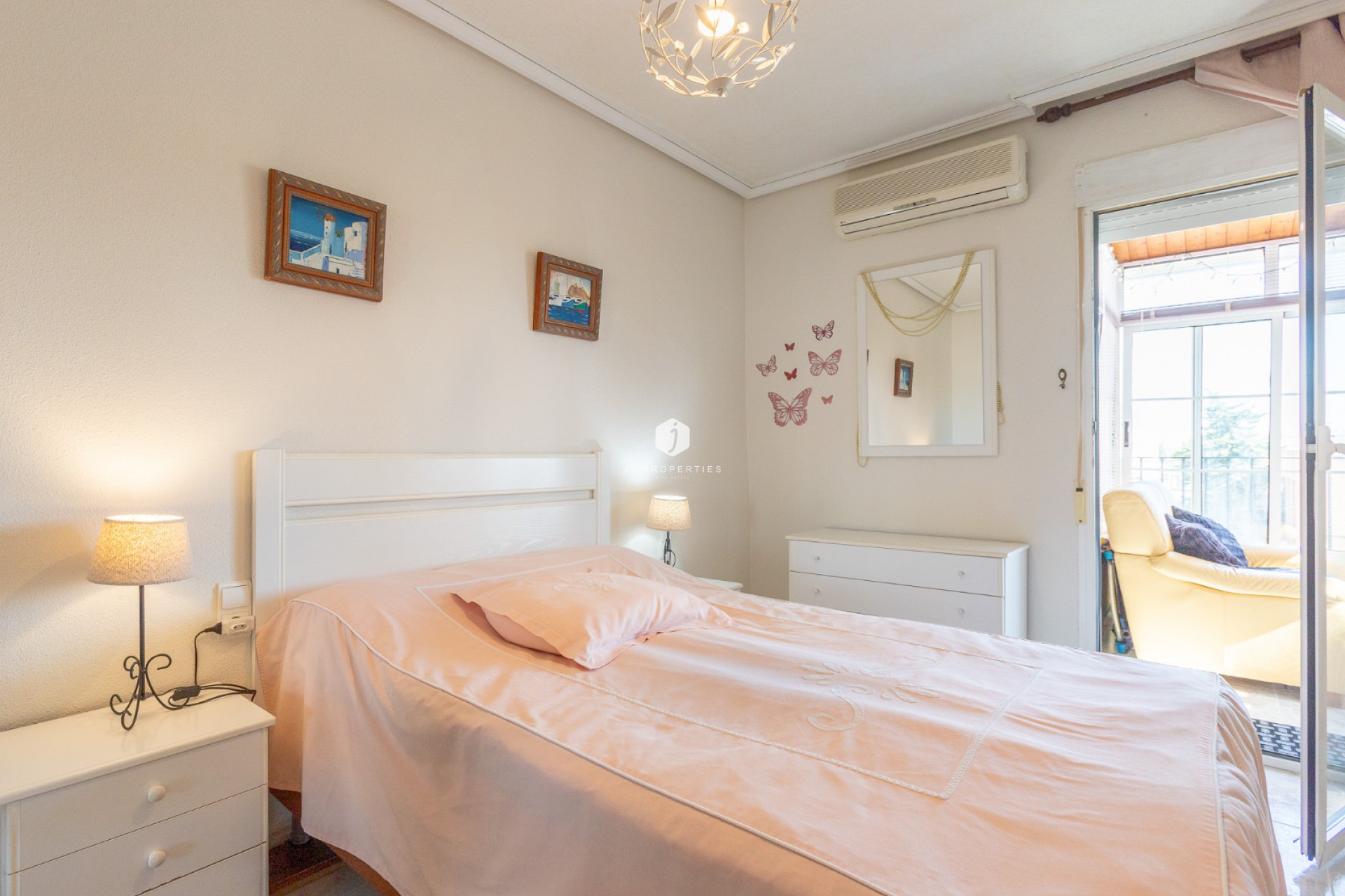 Resale - Apartment / flat -
Torrevieja - Costa Blanca