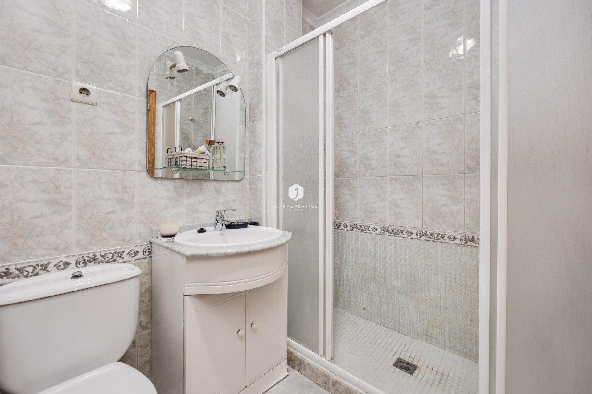 Resale - Apartment / flat -
Torrevieja - Costa Blanca