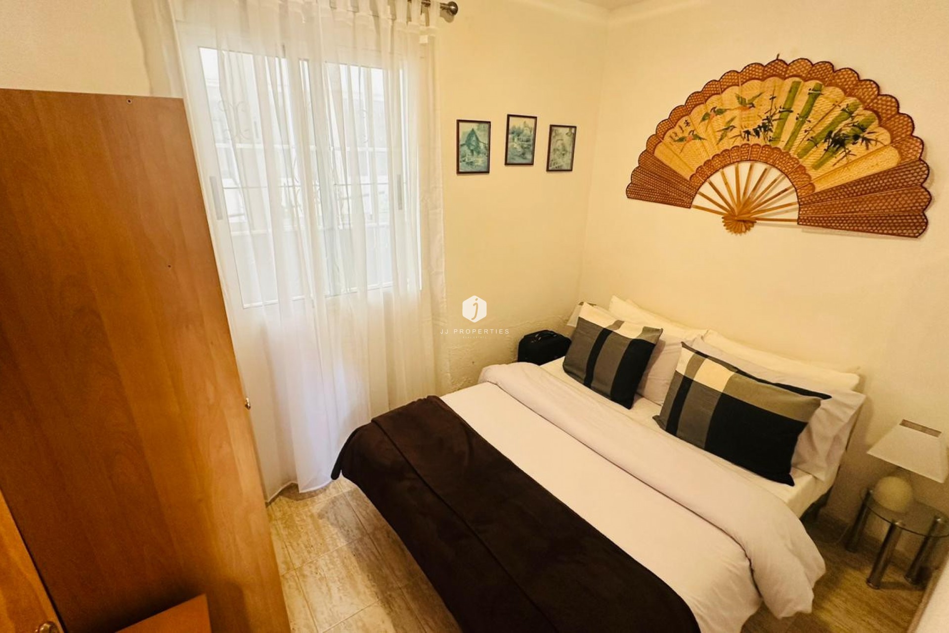 Resale - Apartment / flat -
Torrevieja - Costa Blanca