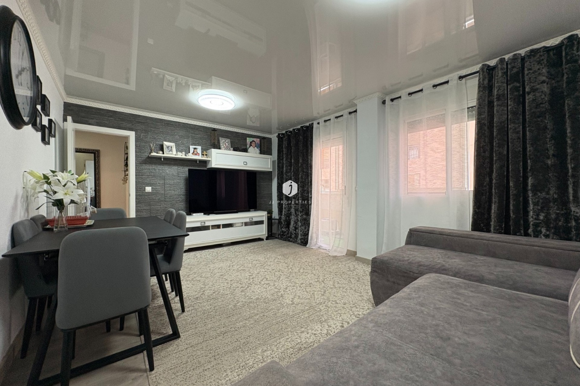 Resale - Apartment / flat -
Torrevieja - Costa Blanca