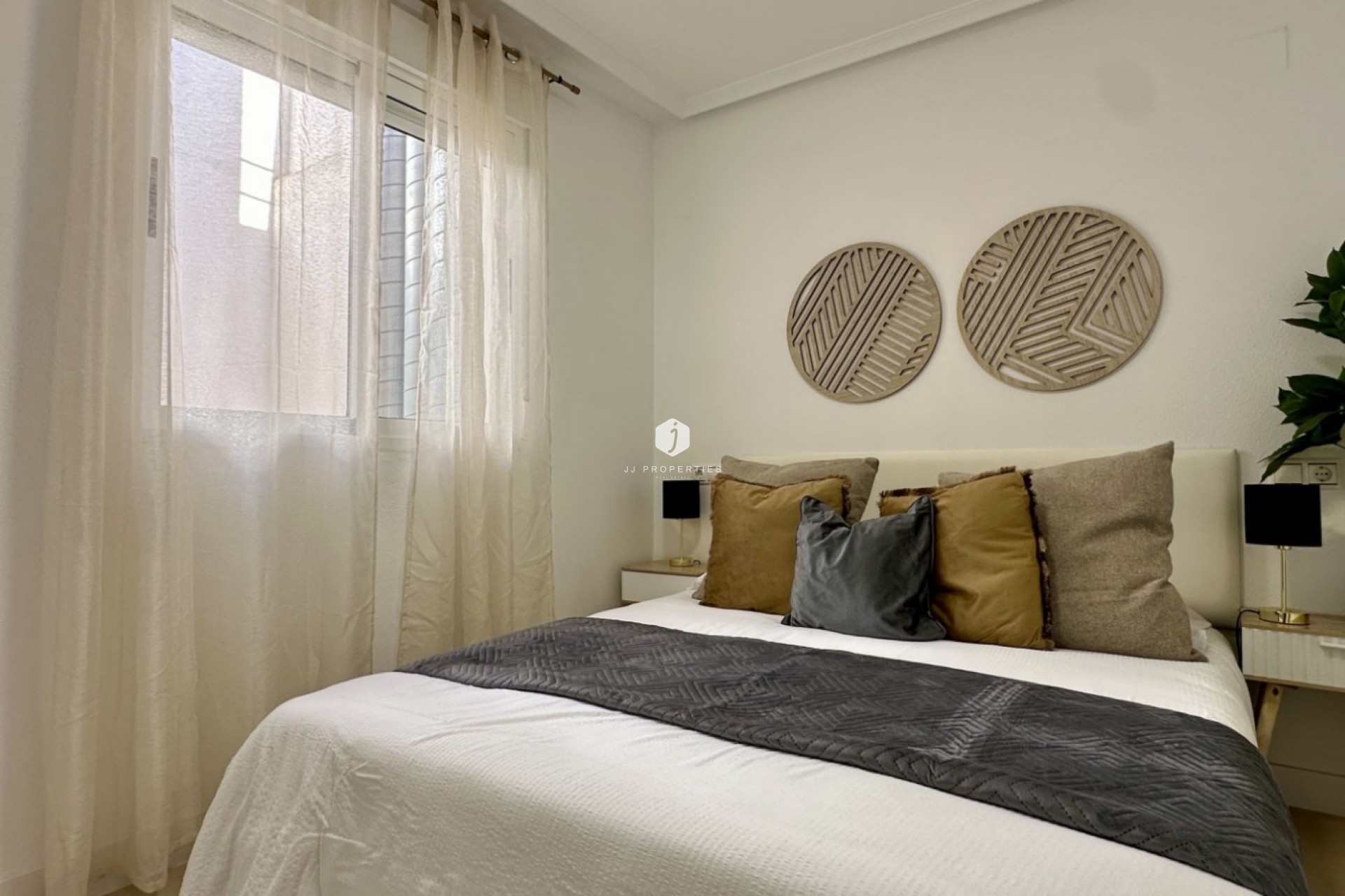 Resale - Apartment / flat -
Torrevieja - Costa Blanca