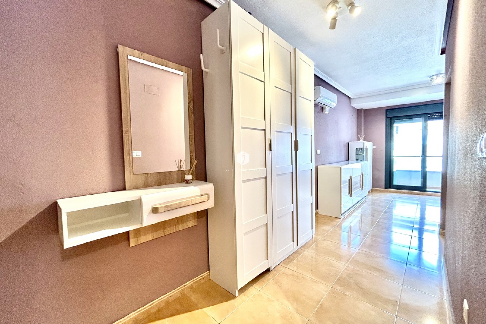 Resale - Apartment / flat -
Torrevieja - Costa Blanca