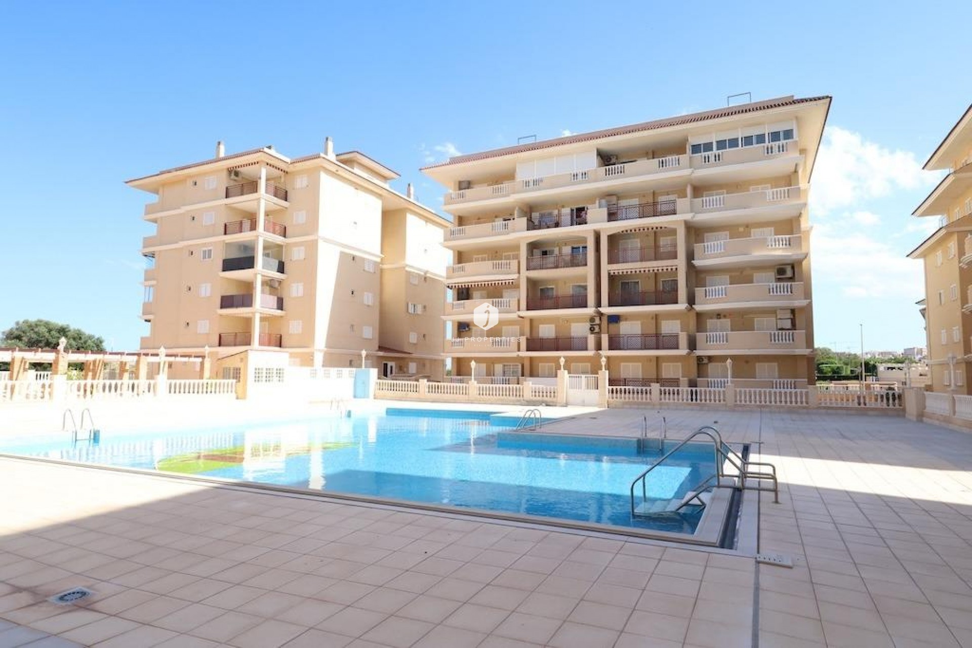 Resale - Apartment / flat -
Torrevieja - Costa Blanca