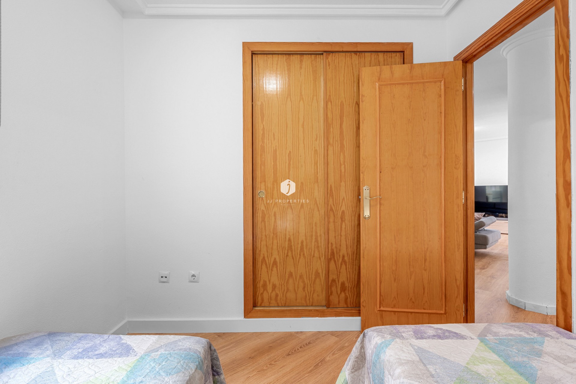 Resale - Apartment / flat -
Torrevieja - Costa Blanca