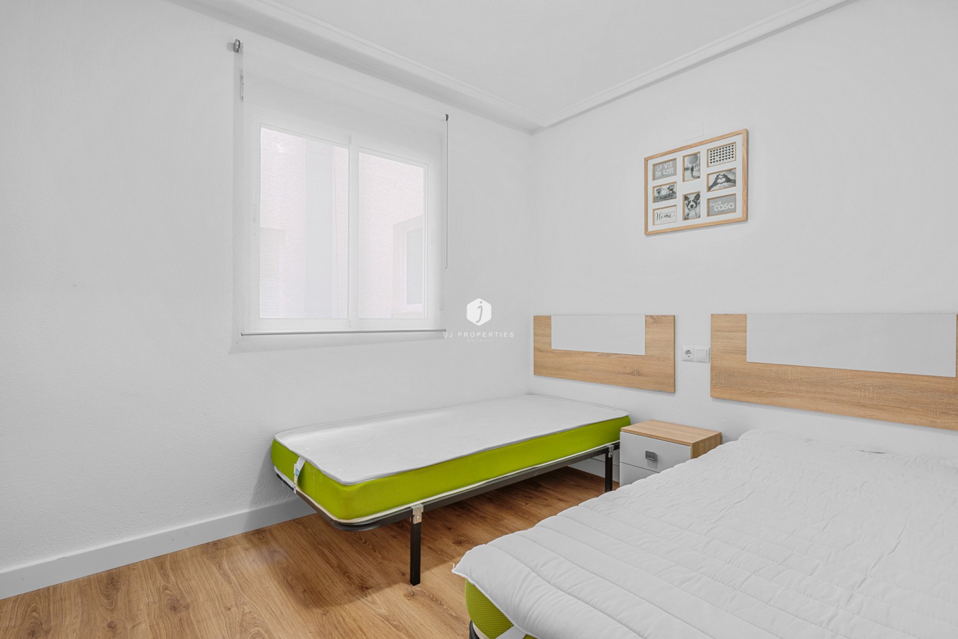 Resale - Apartment / flat -
Torrevieja - Costa Blanca