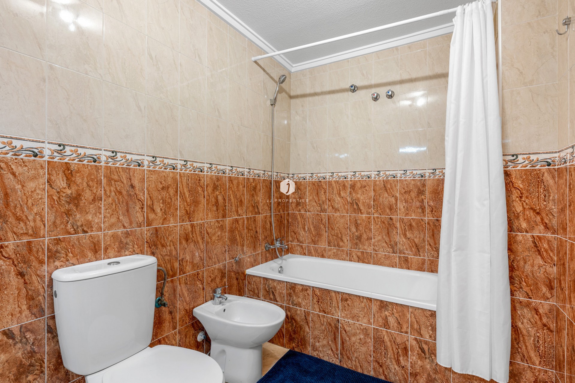 Resale - Apartment / flat -
Torrevieja - Costa Blanca
