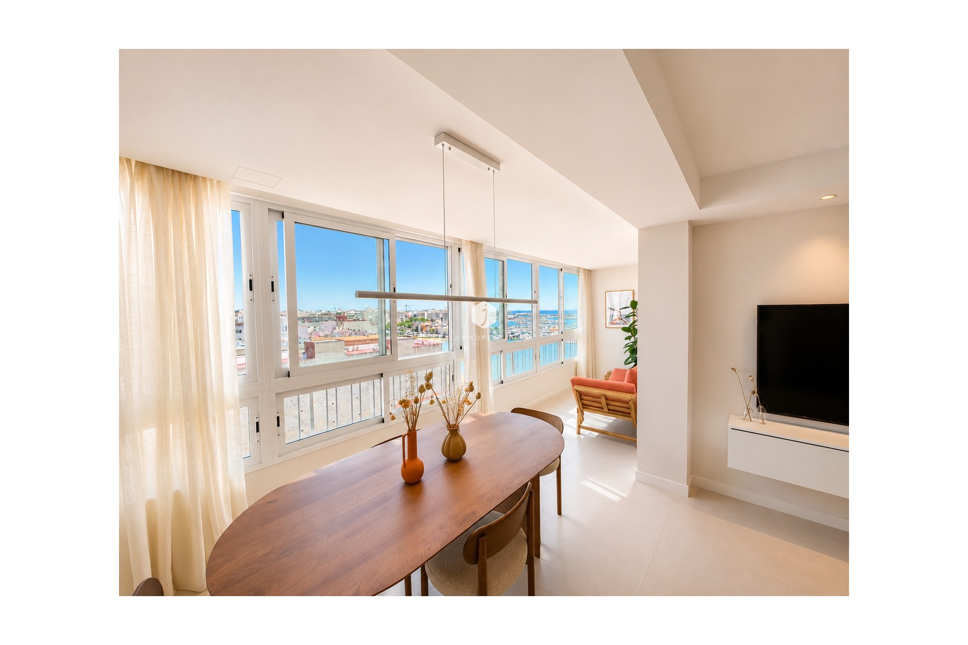 Resale - Apartment / flat -
Torrevieja - Costa Blanca