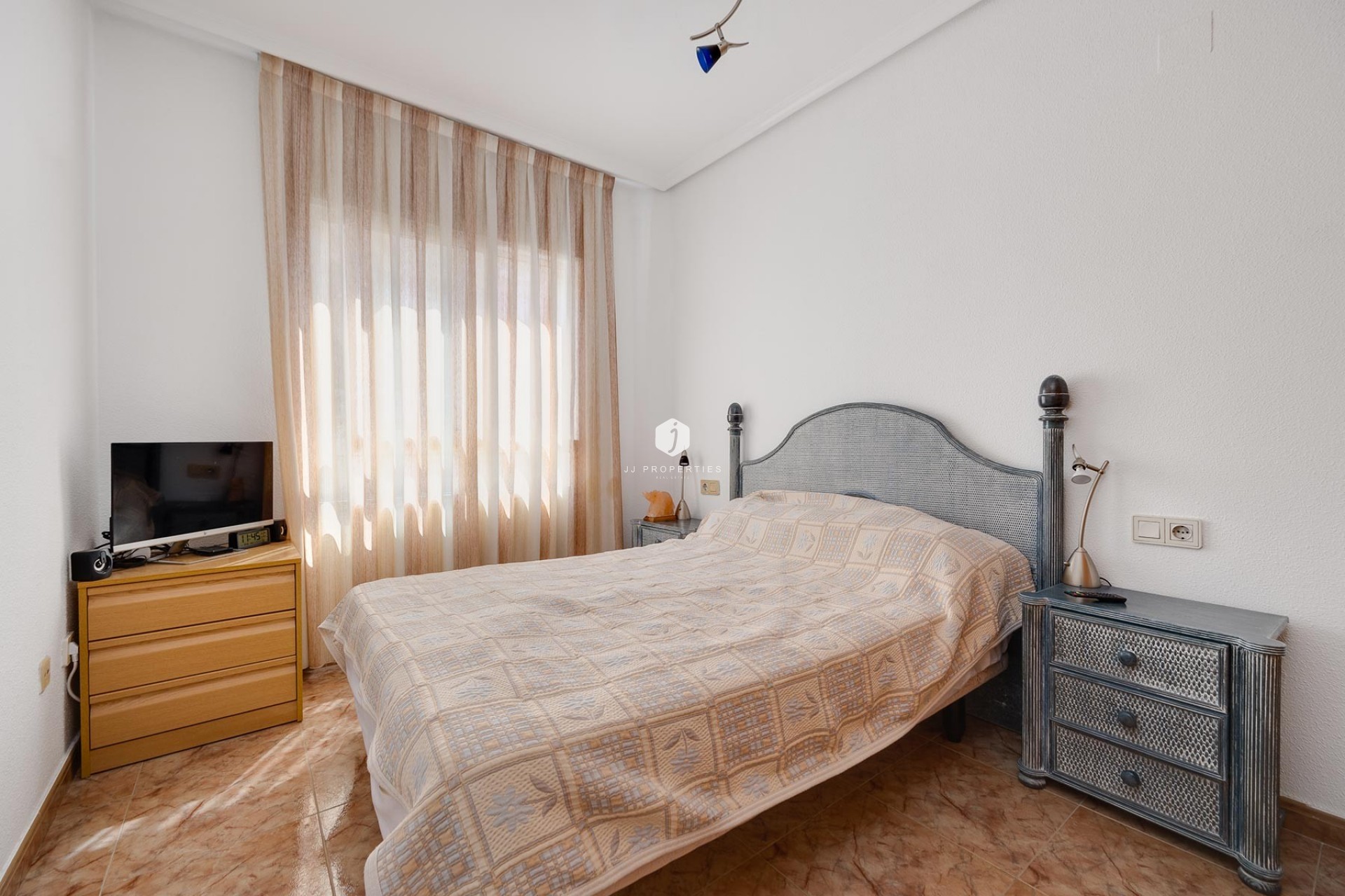 Resale - Apartment / flat -
Torrevieja - Costa Blanca