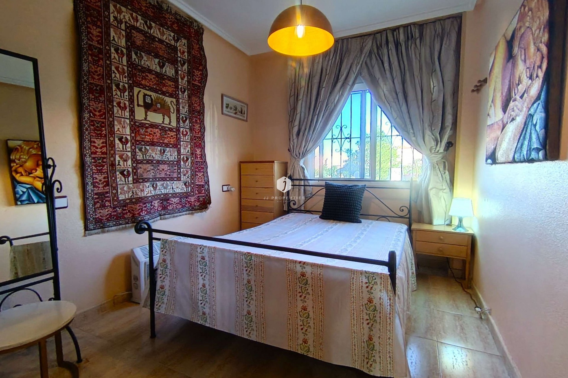 Resale - Apartment / flat -
Torrevieja - Costa Blanca