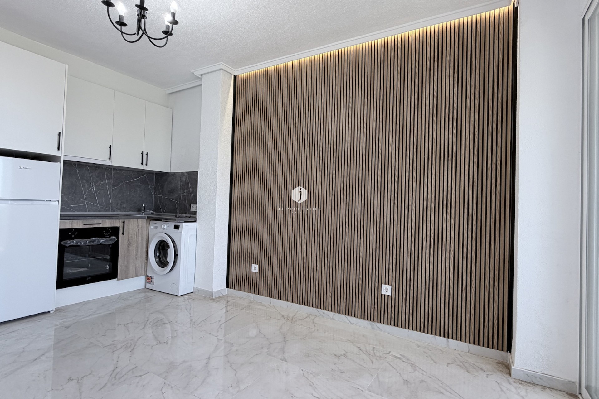 Resale - Apartment / flat -
Torrevieja - Costa Blanca
