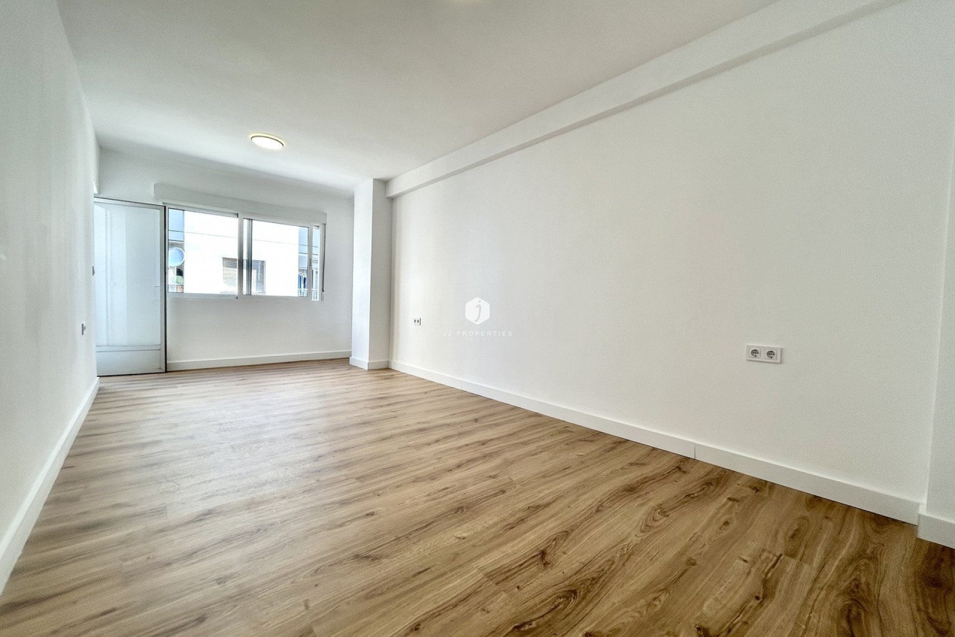 Resale - Apartment / flat -
Torrevieja - Costa Blanca