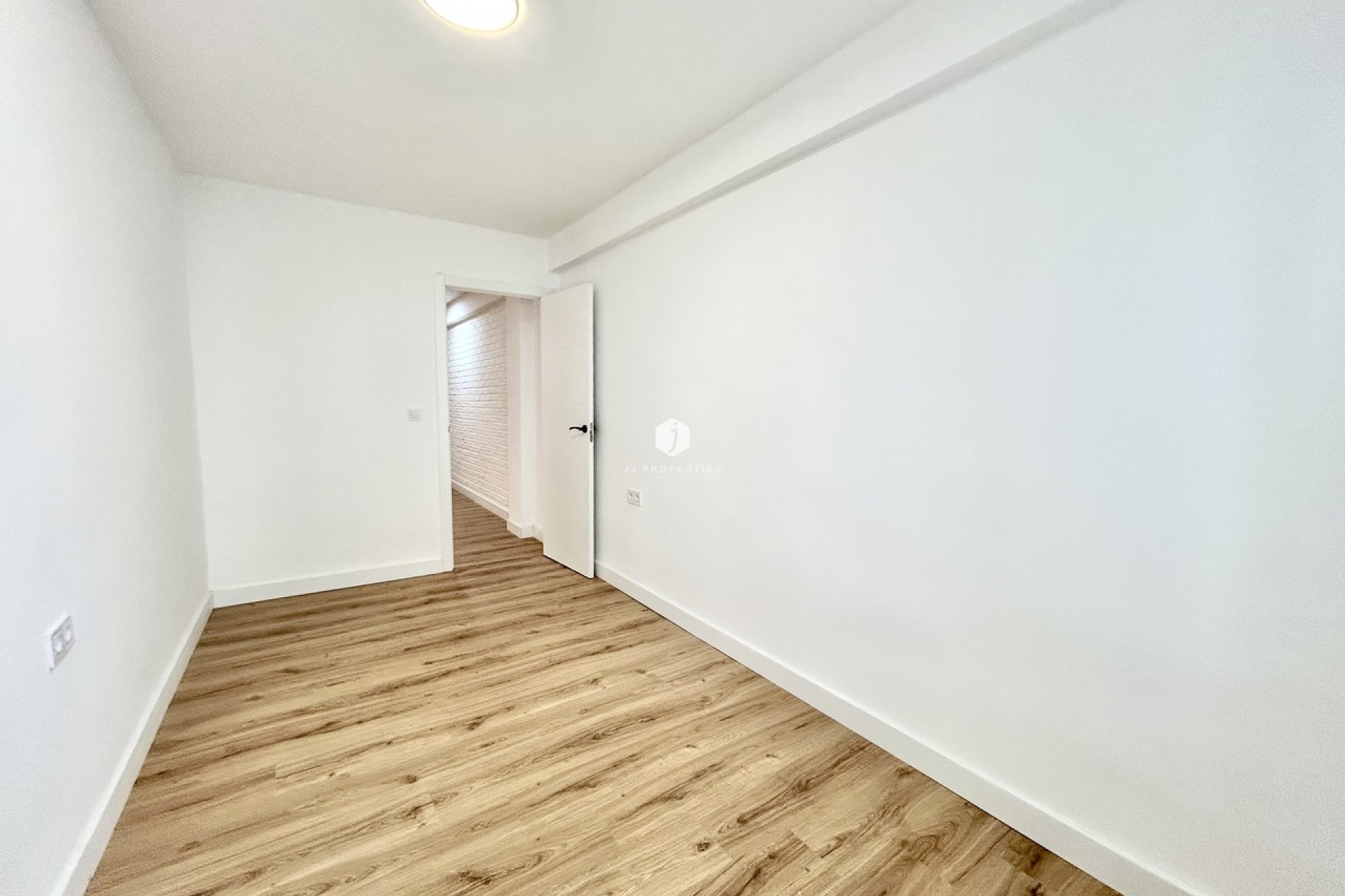 Resale - Apartment / flat -
Torrevieja - Costa Blanca