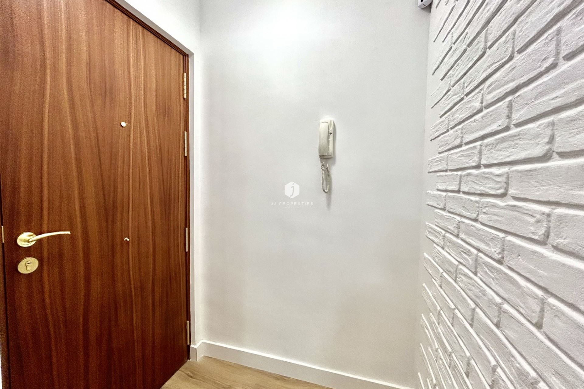 Resale - Apartment / flat -
Torrevieja - Costa Blanca