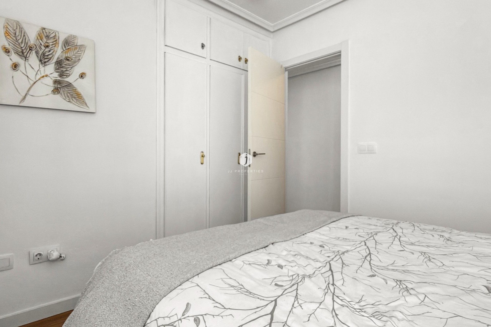 Resale - Apartment / flat -
Torrevieja - Costa Blanca