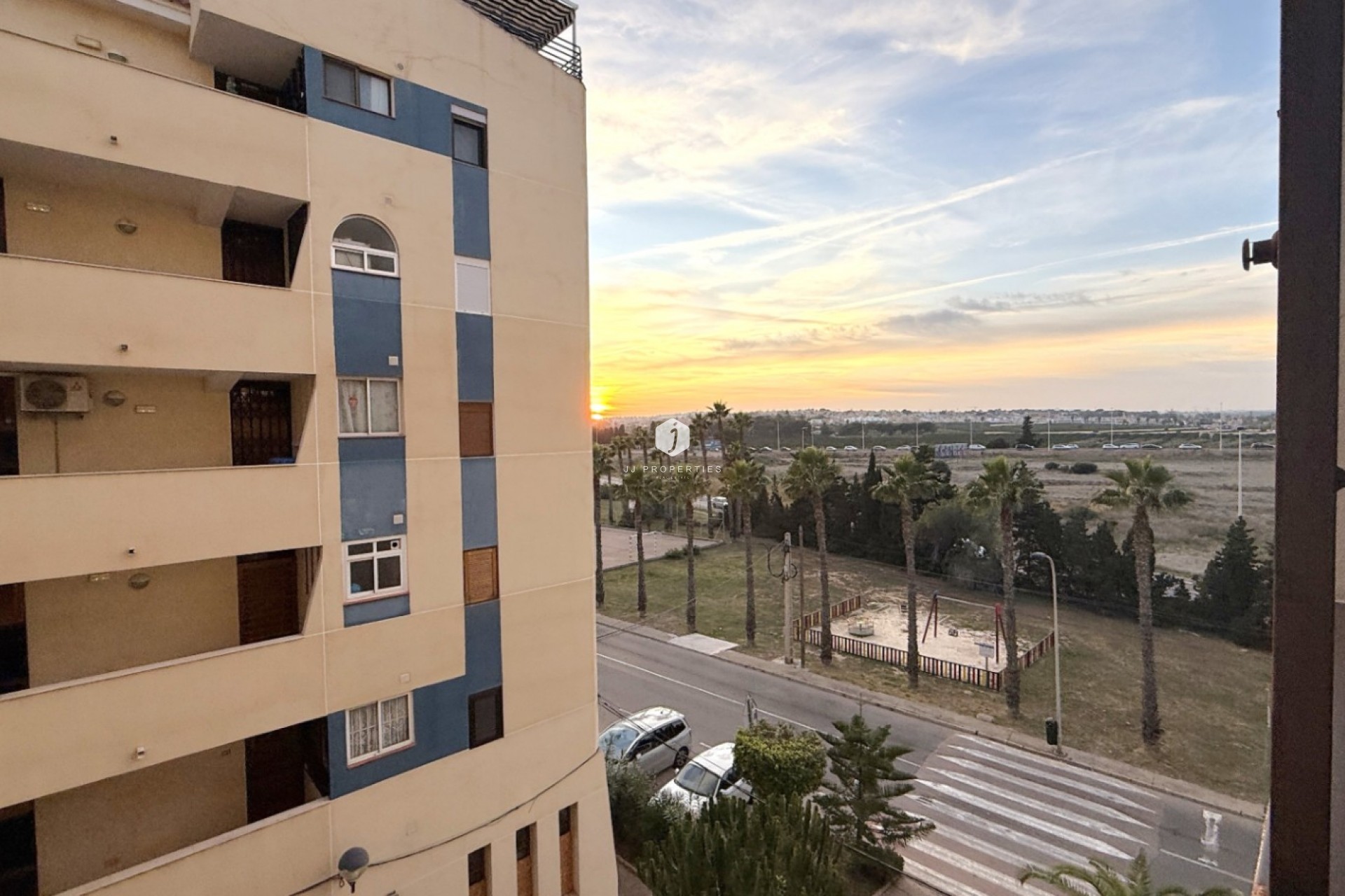 Resale - Apartment / flat -
Torrevieja - Costa Blanca