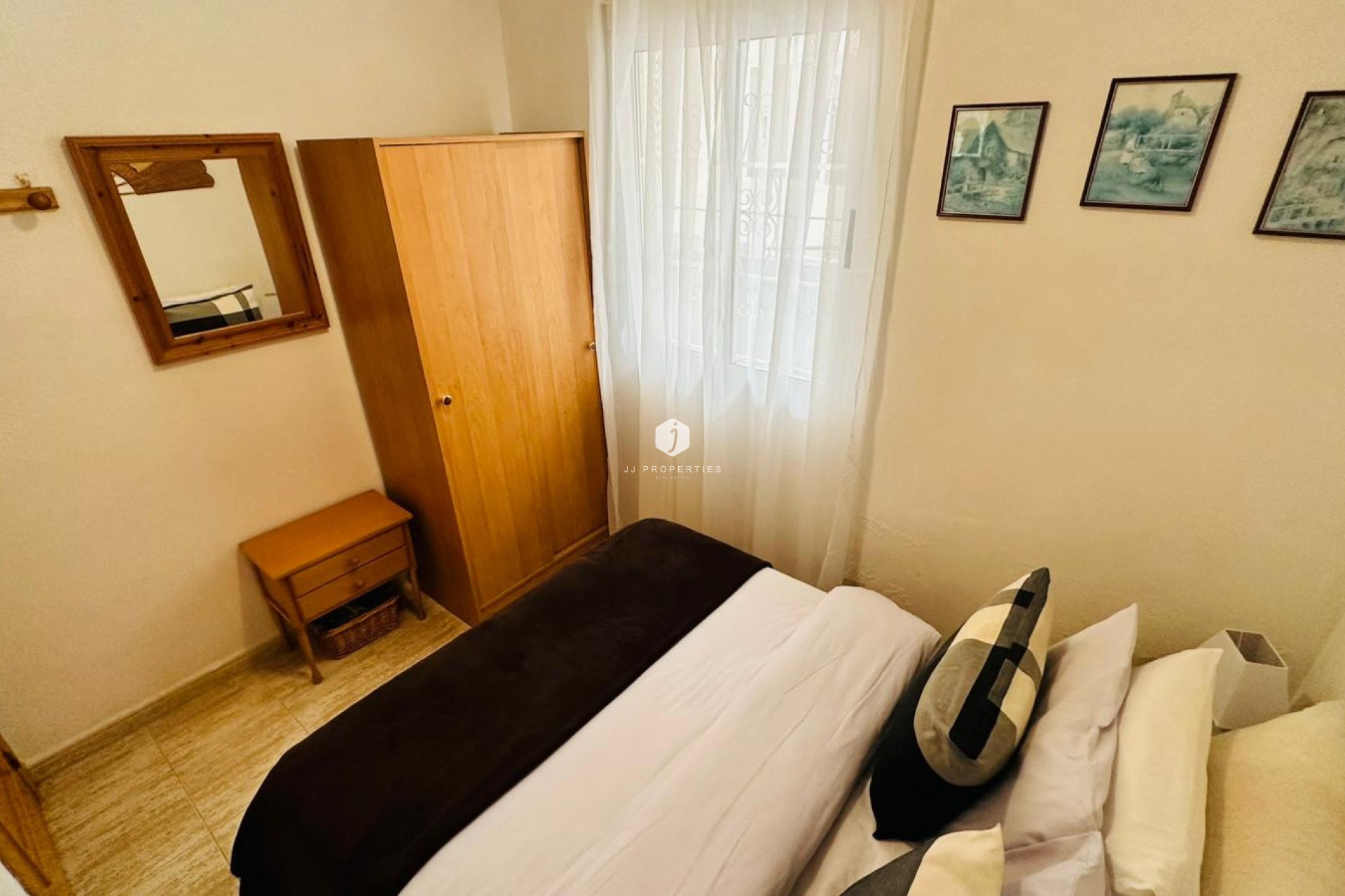 Resale - Apartment / flat -
Torrevieja - Costa Blanca