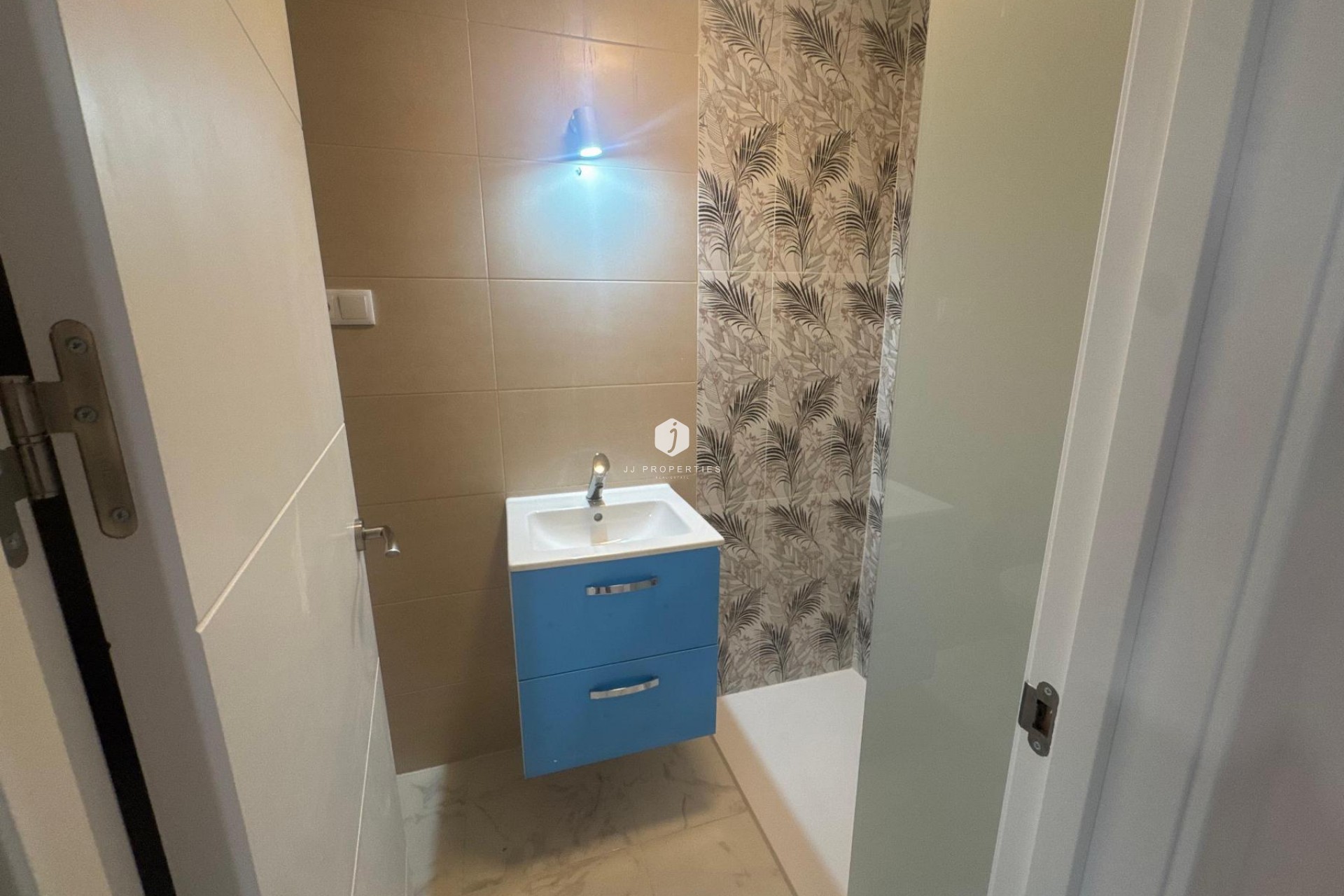 Resale - Apartment / flat -
Torrevieja - Costa Blanca