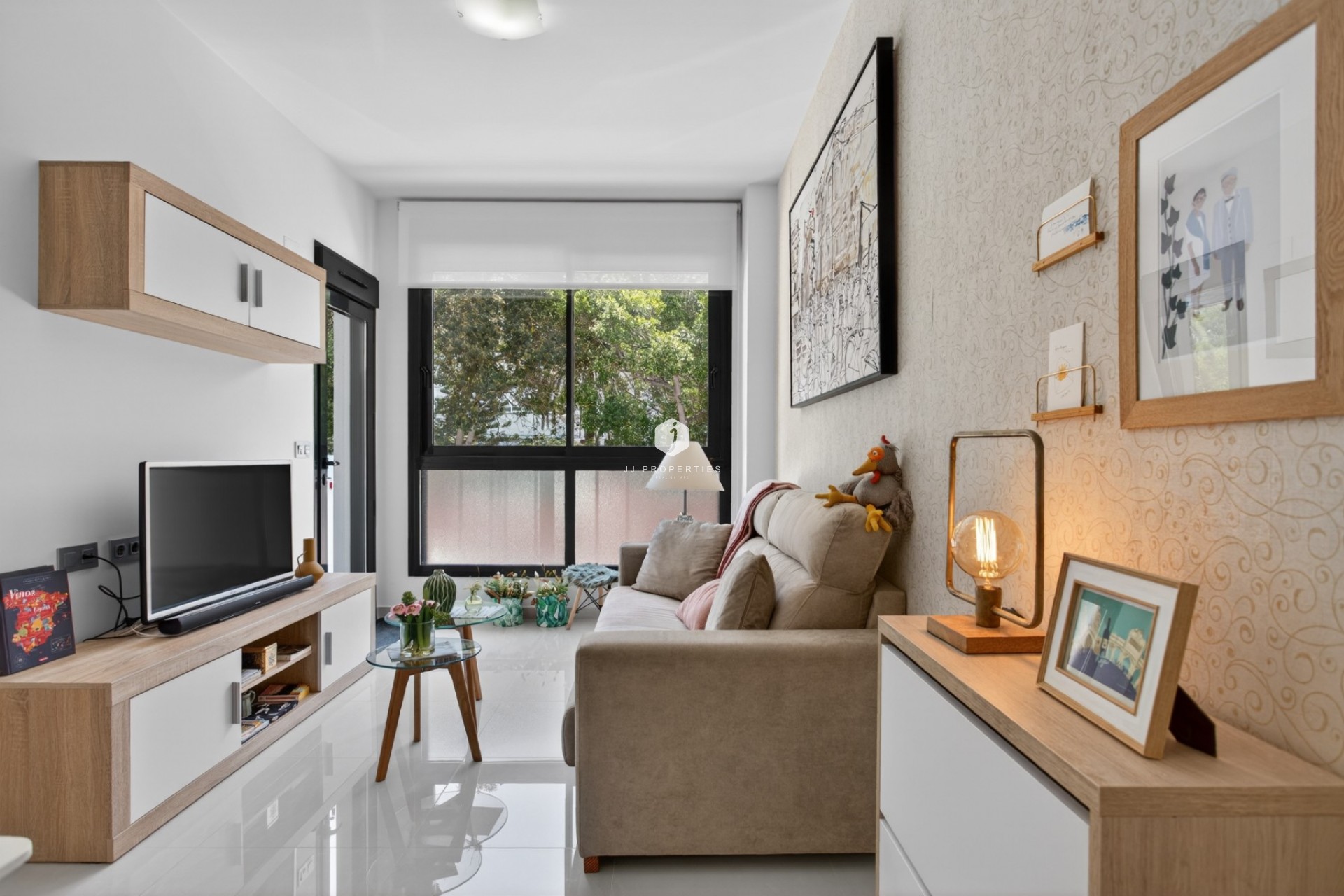 Resale - Apartment / flat -
Torrevieja - Costa Blanca
