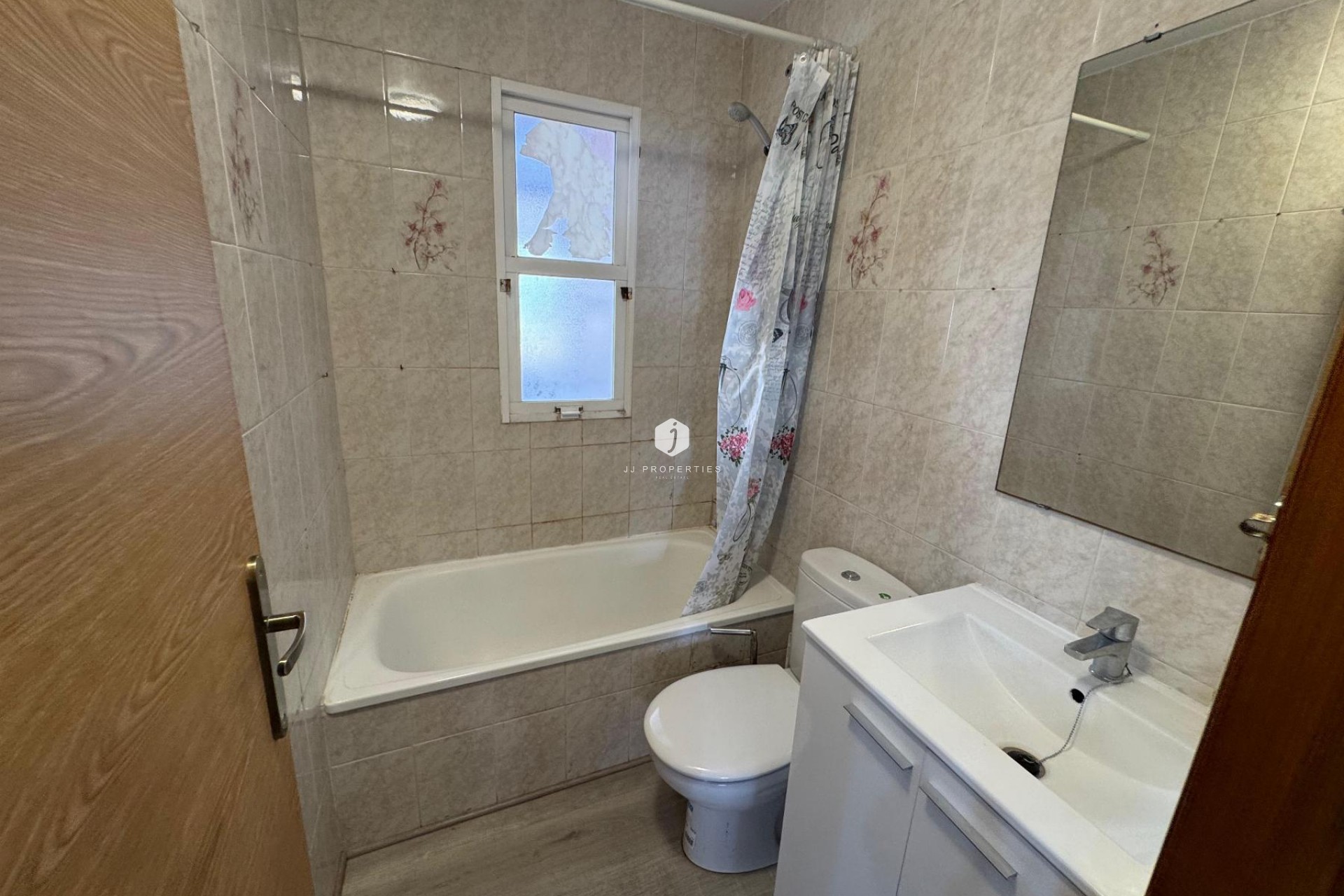 Resale - Apartment / flat -
Torrevieja - Costa Blanca