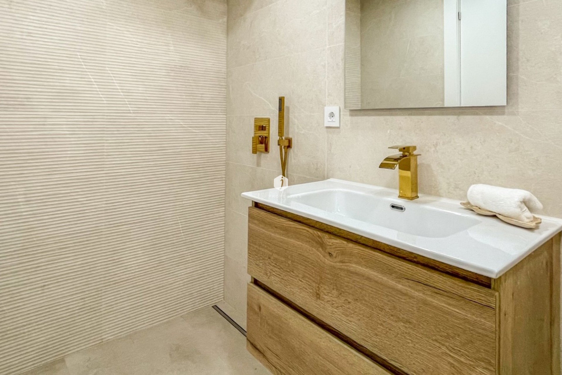 Resale - Apartment / flat -
Torrevieja - Costa Blanca