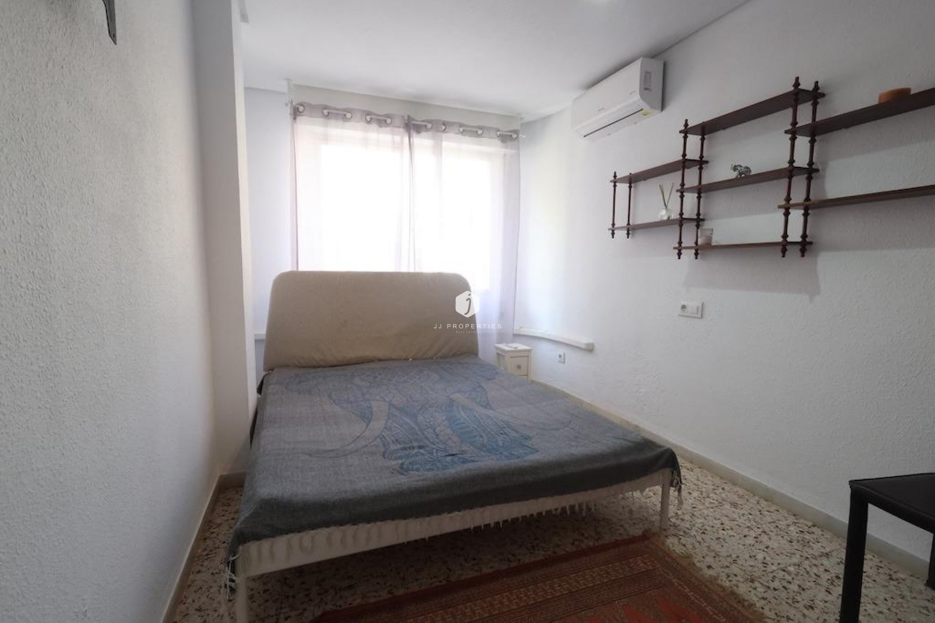 Resale - Apartment / flat -
Torrevieja - Costa Blanca
