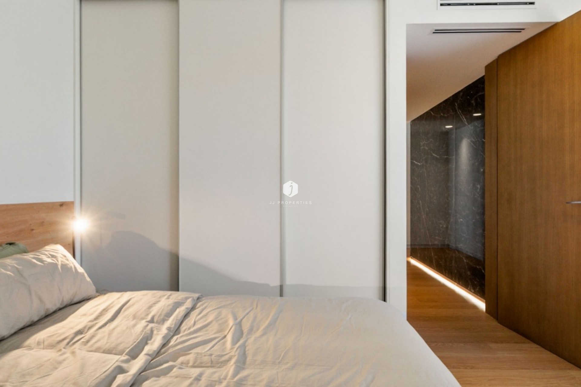 Resale - Apartment / flat -
Torrevieja - Costa Blanca